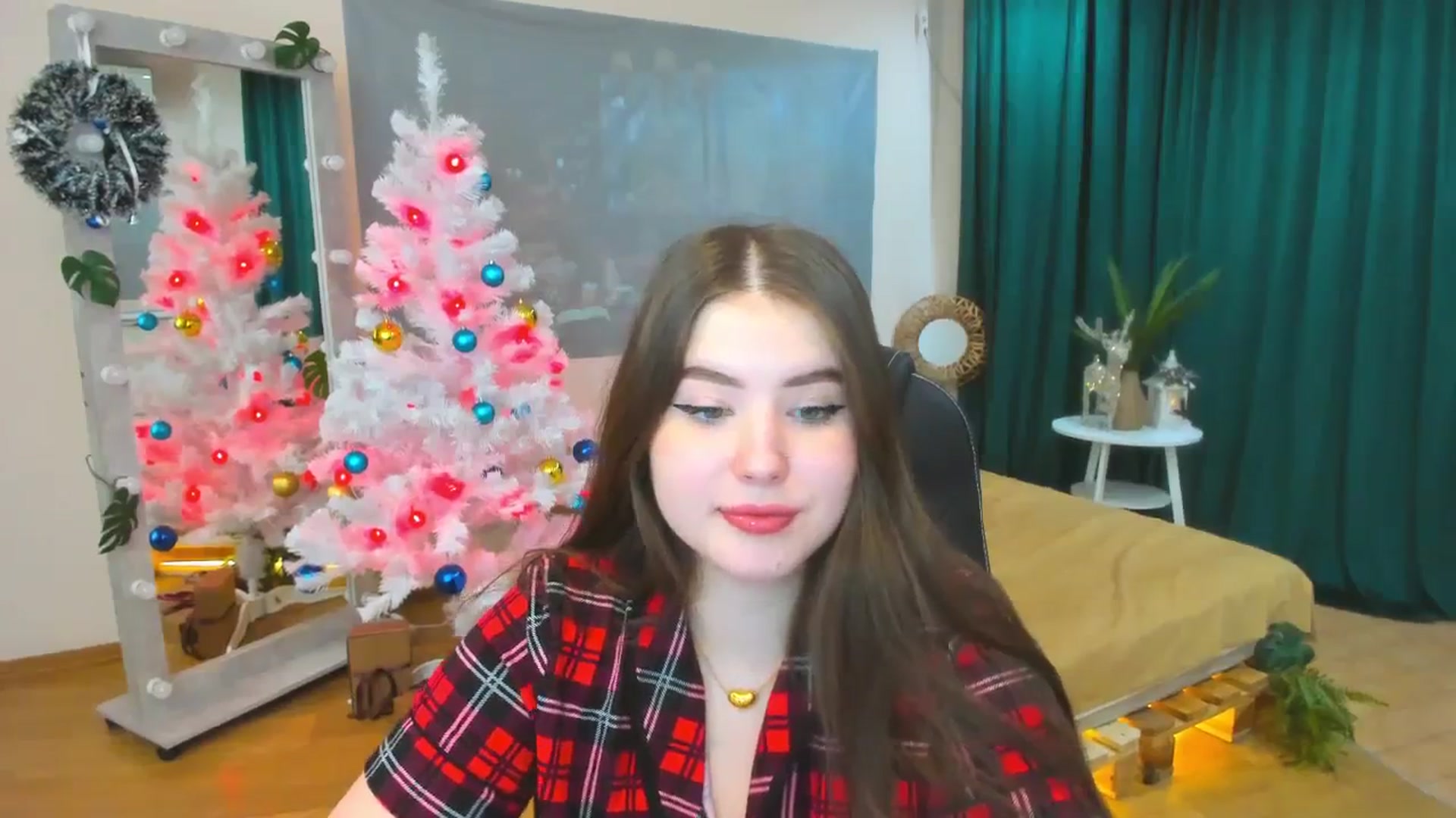 Gallery image thumbnail from AdmireMyEyes's myfreecams stream on, 12/24/2023, 09:47 image 4 of 20