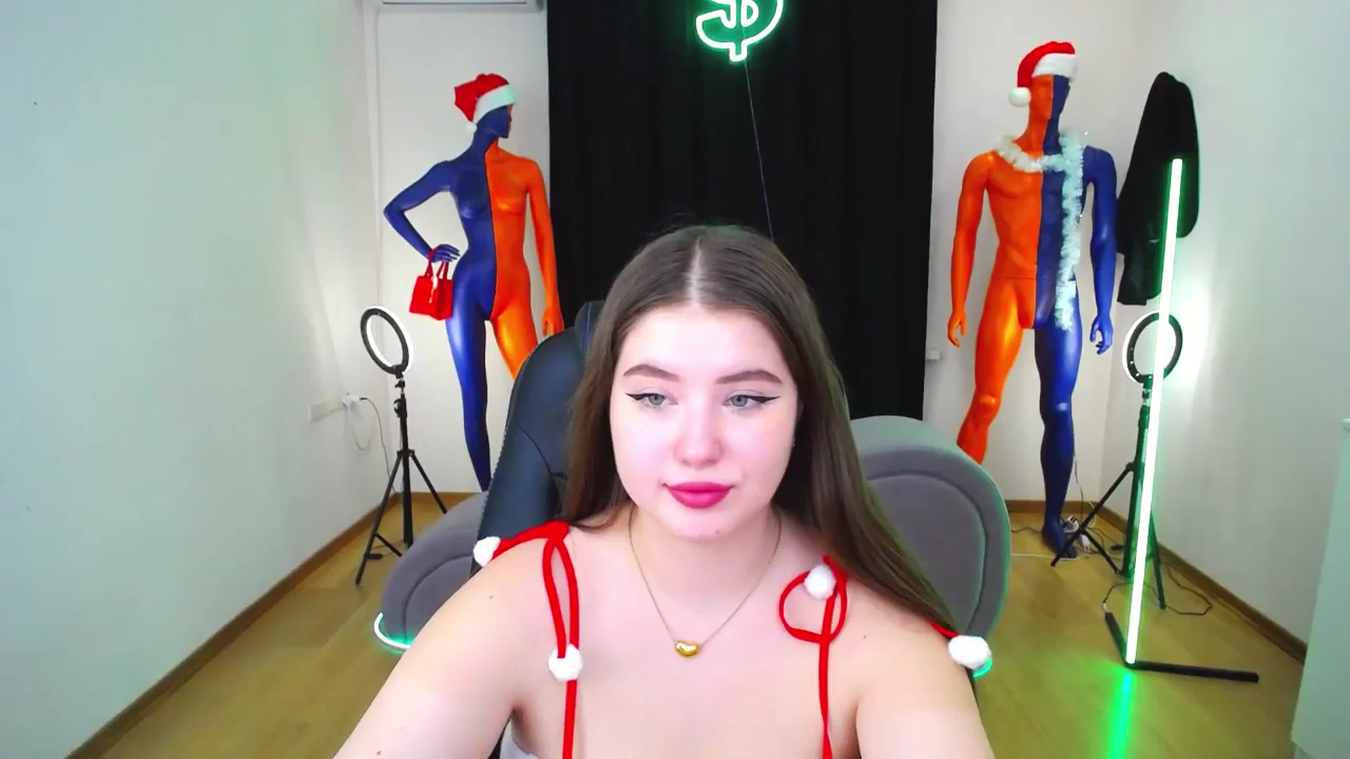 Gallery image thumbnail from AdmireMyEyes's myfreecams stream on, 12/25/2023, 08:24 image 4 of 20