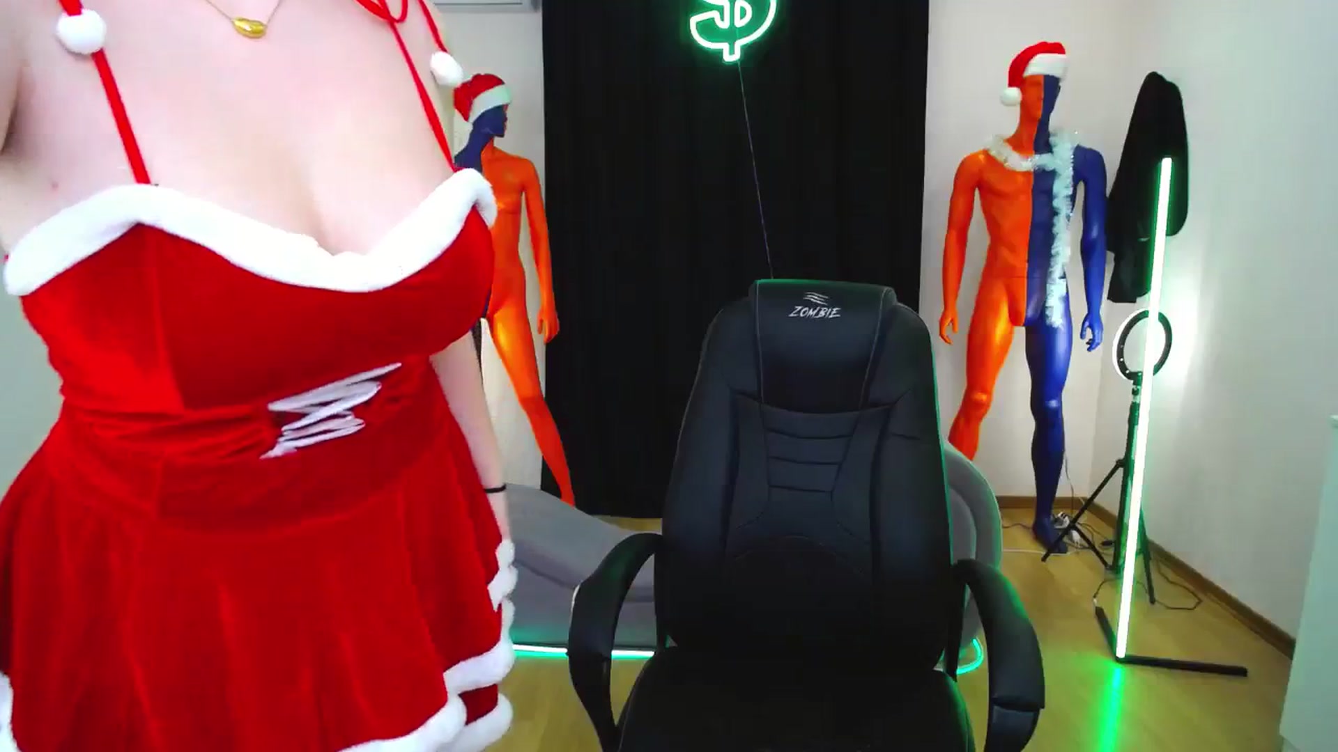 Gallery image thumbnail from AdmireMyEyes's myfreecams stream on, 12/25/2023, 08:24 image 5 of 20
