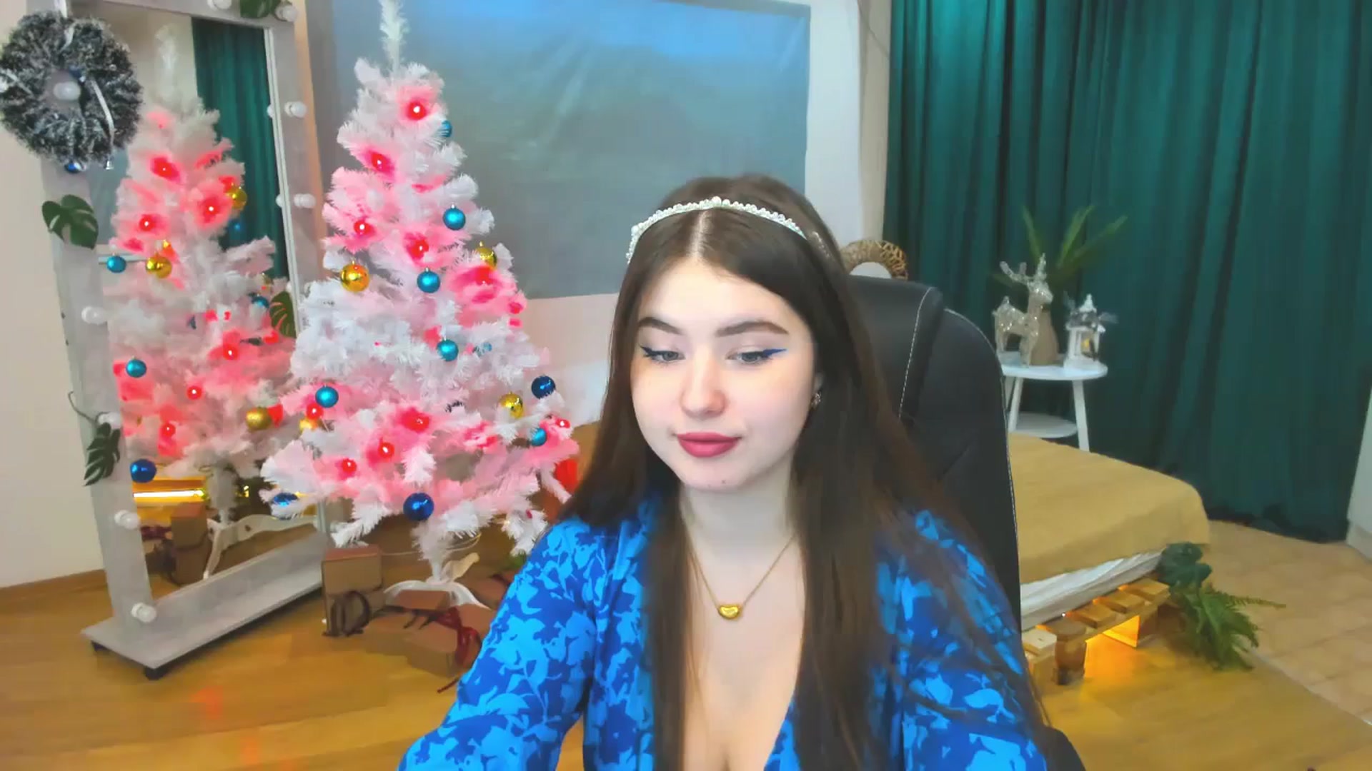 Gallery image thumbnail from AdmireMyEyes's myfreecams stream on, 12/26/2023, 05:02 image 16 of 20
