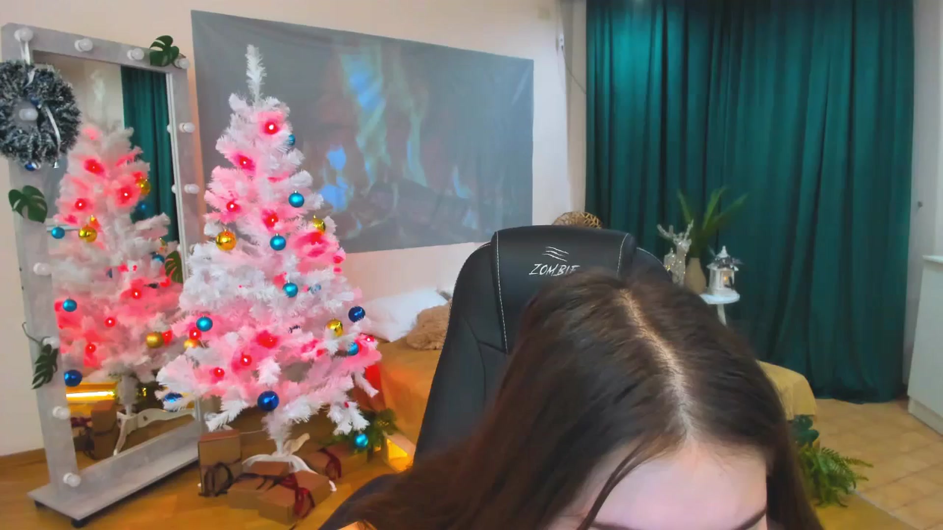 Gallery image thumbnail from AdmireMyEyes's myfreecams stream on, 12/27/2023, 09:47 image 1 of 20