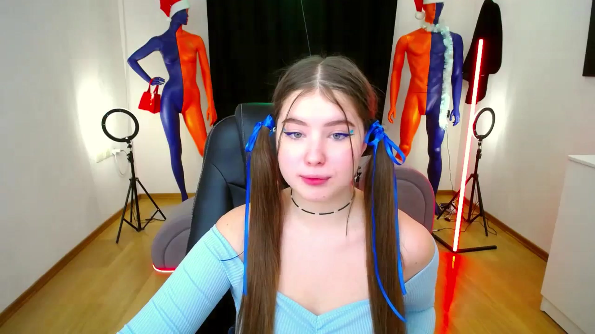 Gallery image thumbnail from AdmireMyEyes's myfreecams stream on, 12/28/2023, 10:48 image 8 of 20