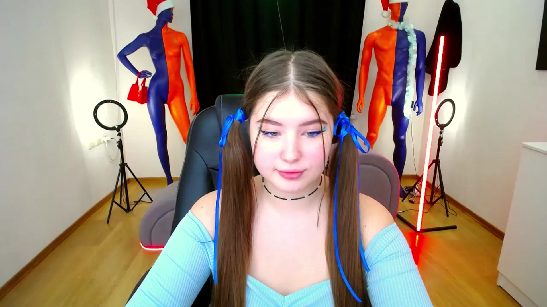 Gallery image thumbnail from AdmireMyEyes's myfreecams stream on, 12/28/2023, 10:48 image 9 of 20