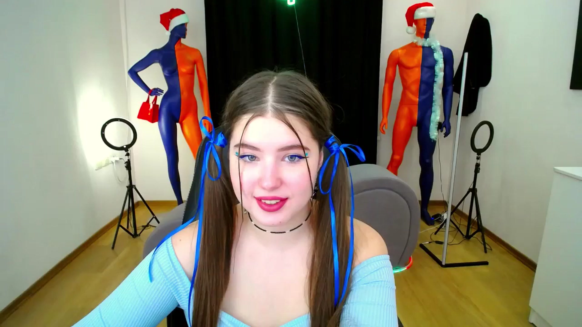 Gallery image thumbnail from AdmireMyEyes's myfreecams stream on, 12/28/2023, 13:35 image 2 of 20