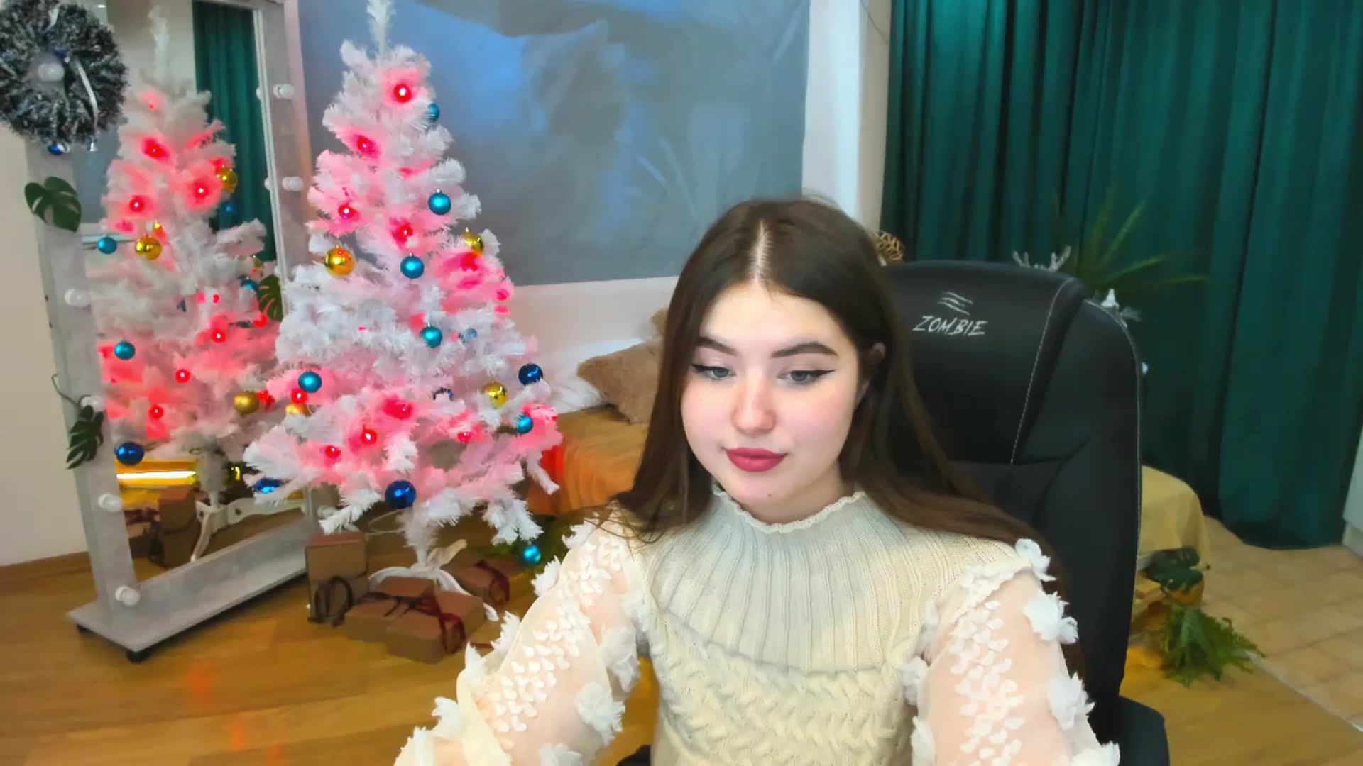 Gallery image thumbnail from AdmireMyEyes's myfreecams stream on, 12/31/2023, 09:41 image 19 of 20