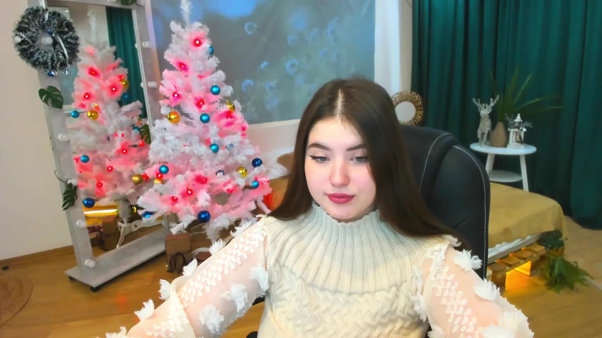 Gallery image thumbnail from AdmireMyEyes's myfreecams stream on, 12/31/2023, 09:41 image 6 of 20
