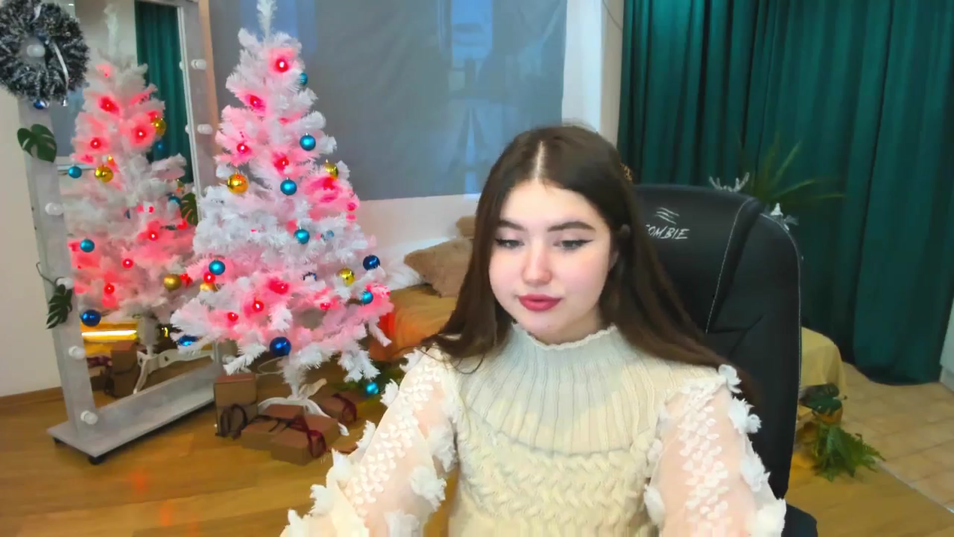 Gallery image thumbnail from AdmireMyEyes's myfreecams stream on, 12/31/2023, 09:41 image 20 of 20