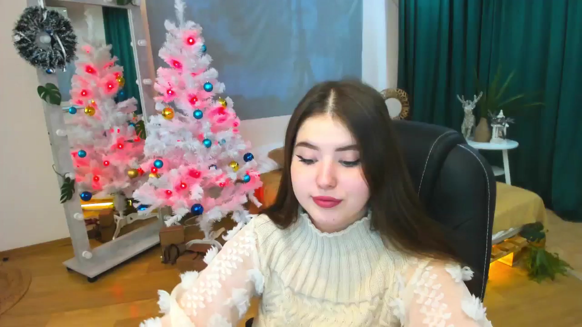 Gallery image thumbnail from AdmireMyEyes's myfreecams stream on, 12/31/2023, 09:41 image 7 of 20
