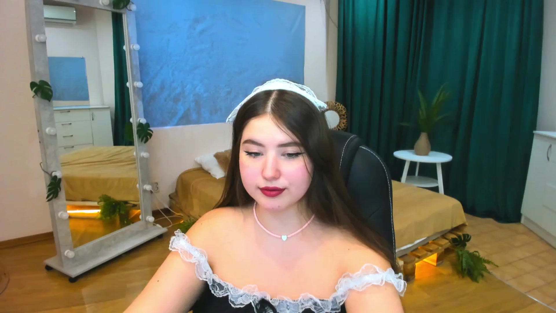 Gallery image thumbnail from AdmireMyEyes's myfreecams stream on, 01/16/2024, 08:53 image 20 of 20