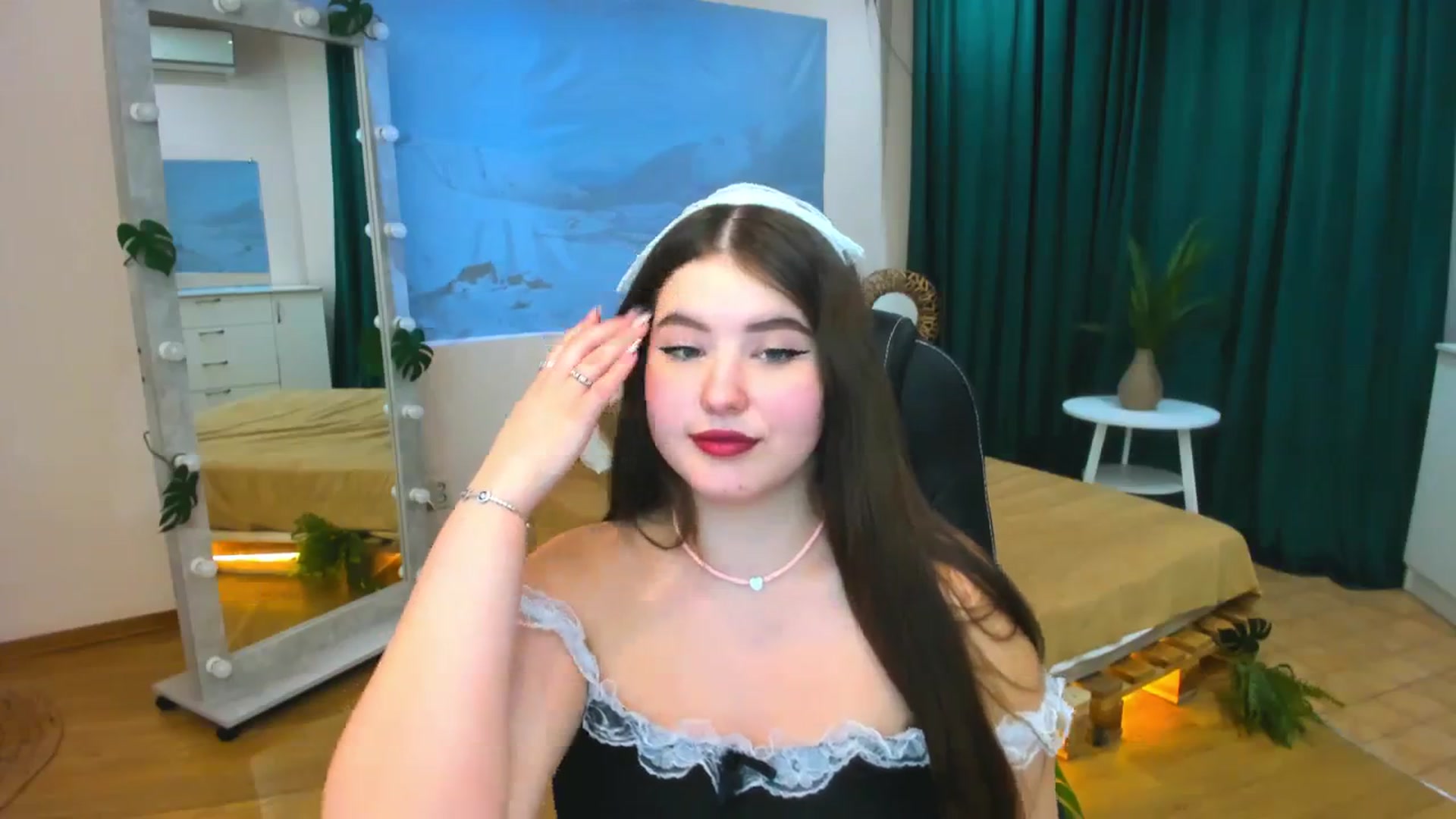 Gallery image thumbnail from AdmireMyEyes's myfreecams stream on, 01/16/2024, 08:53 image 13 of 20