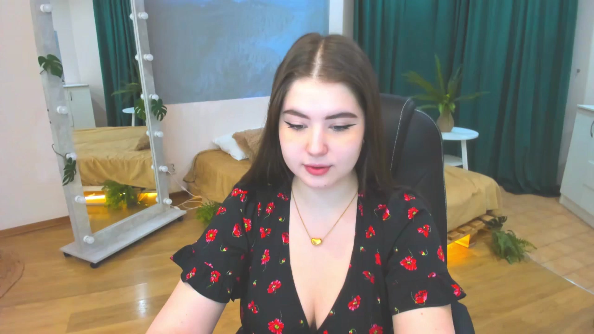 Gallery image thumbnail from AdmireMyEyes's myfreecams stream on, 01/24/2024, 04:14 image 9 of 20