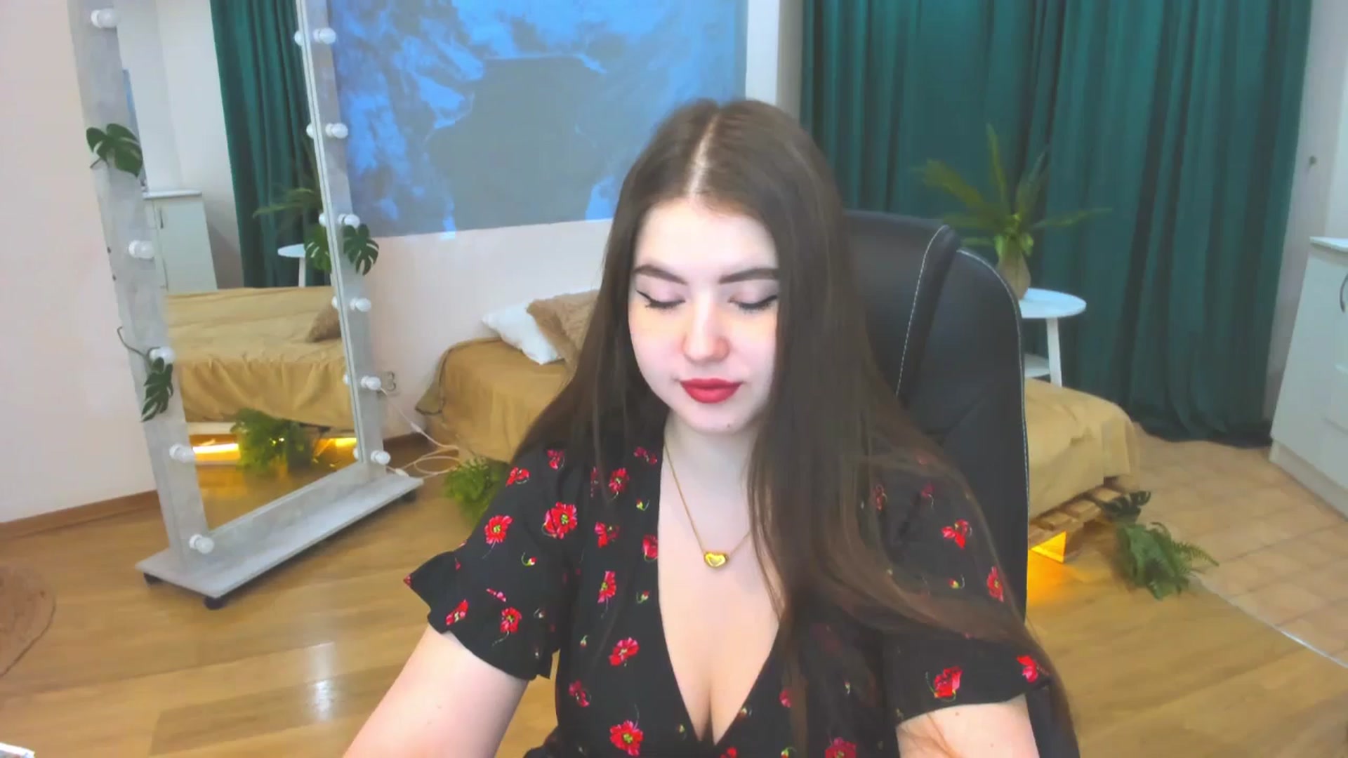 Gallery image thumbnail from AdmireMyEyes's myfreecams stream on, 01/24/2024, 04:14 image 15 of 20