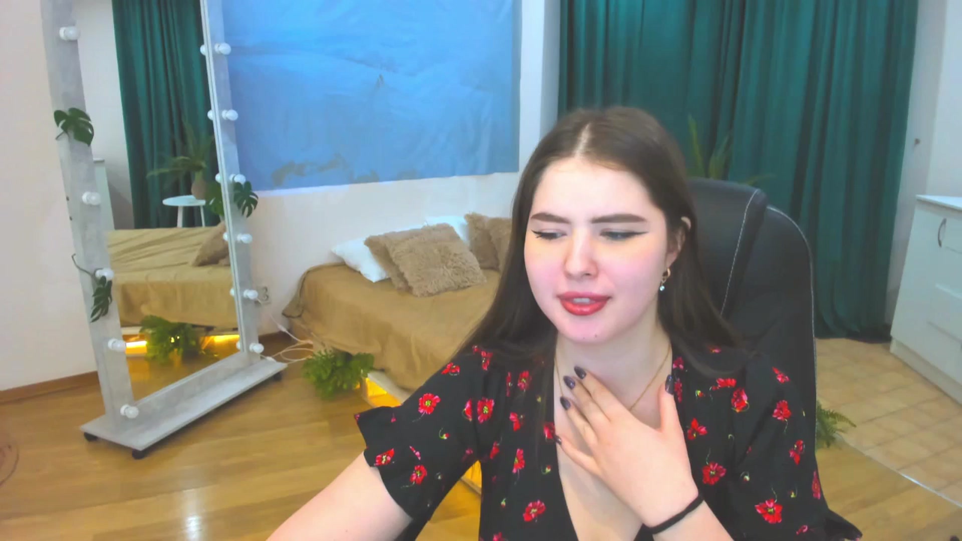 Gallery image thumbnail from AdmireMyEyes's myfreecams stream on, 01/24/2024, 07:08 image 14 of 20