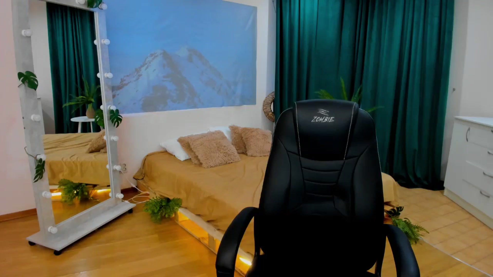 Gallery image thumbnail from AdmireMyEyes's myfreecams stream on, 01/24/2024, 08:29 image 10 of 20