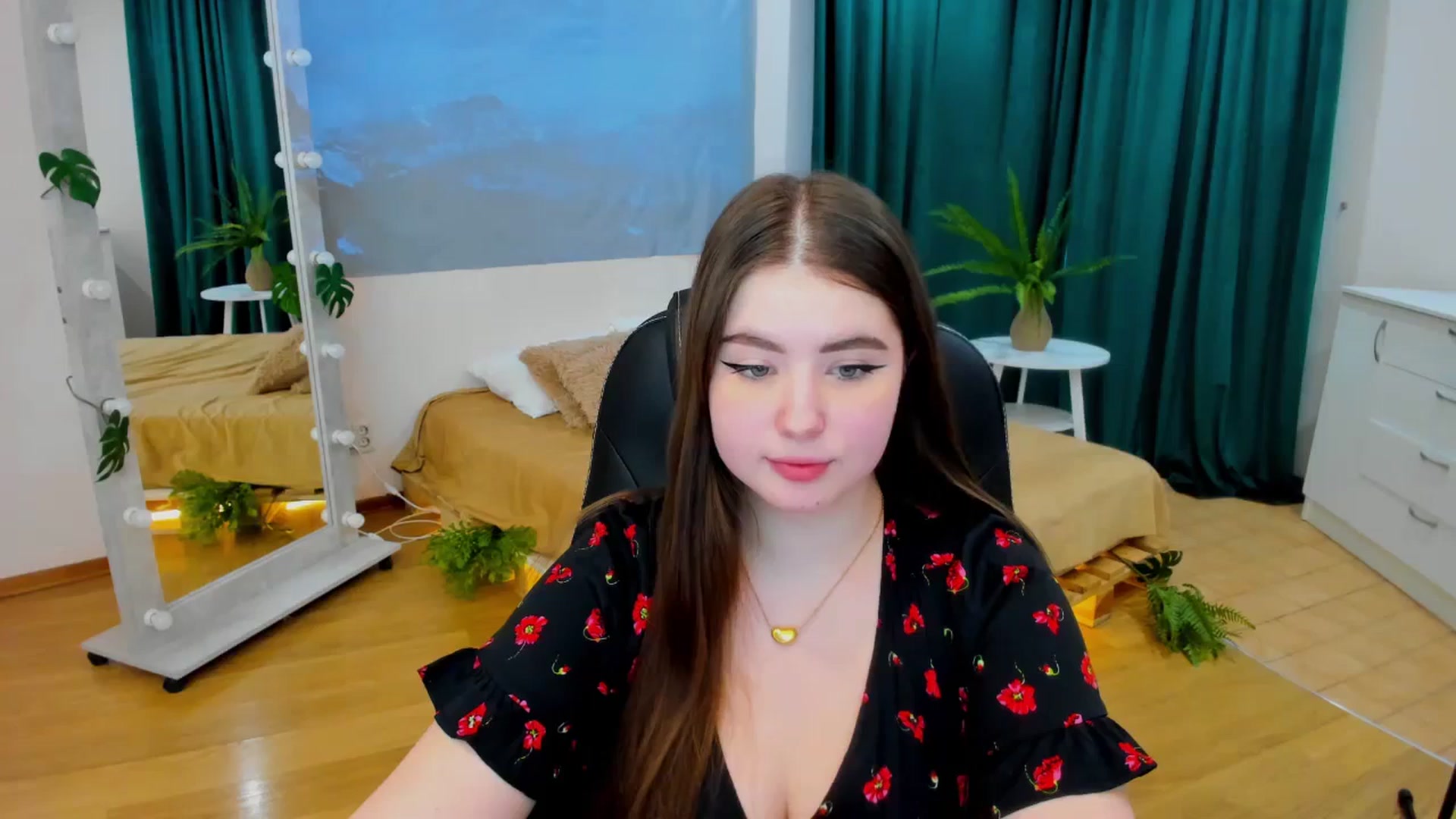 Gallery image thumbnail from AdmireMyEyes's myfreecams stream on, 01/24/2024, 08:29 image 2 of 20