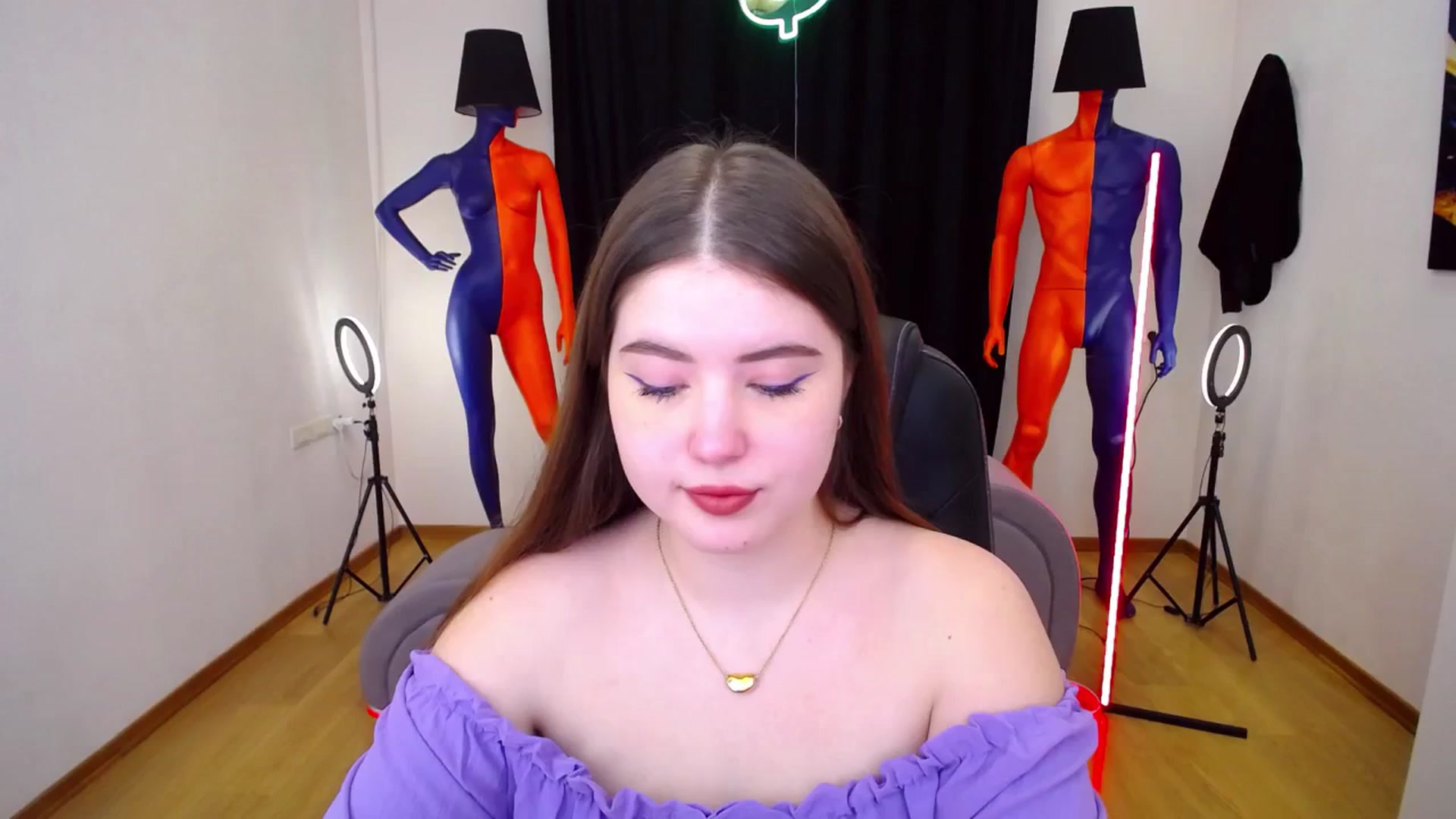 Gallery image thumbnail from AdmireMyEyes's myfreecams stream on, 01/25/2024, 11:00 image 5 of 20