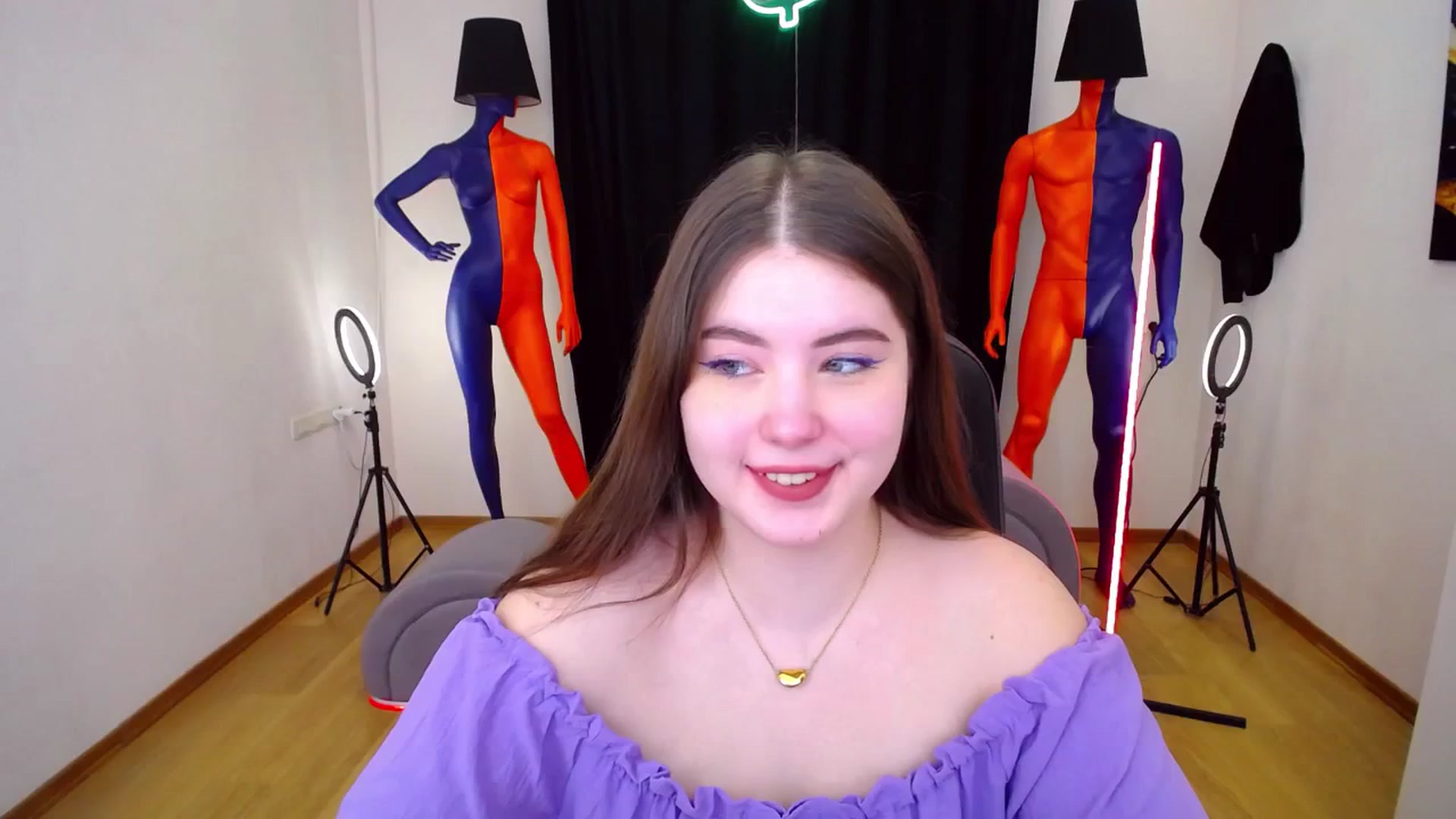 Gallery image thumbnail from AdmireMyEyes's myfreecams stream on, 01/25/2024, 11:00 image 12 of 20