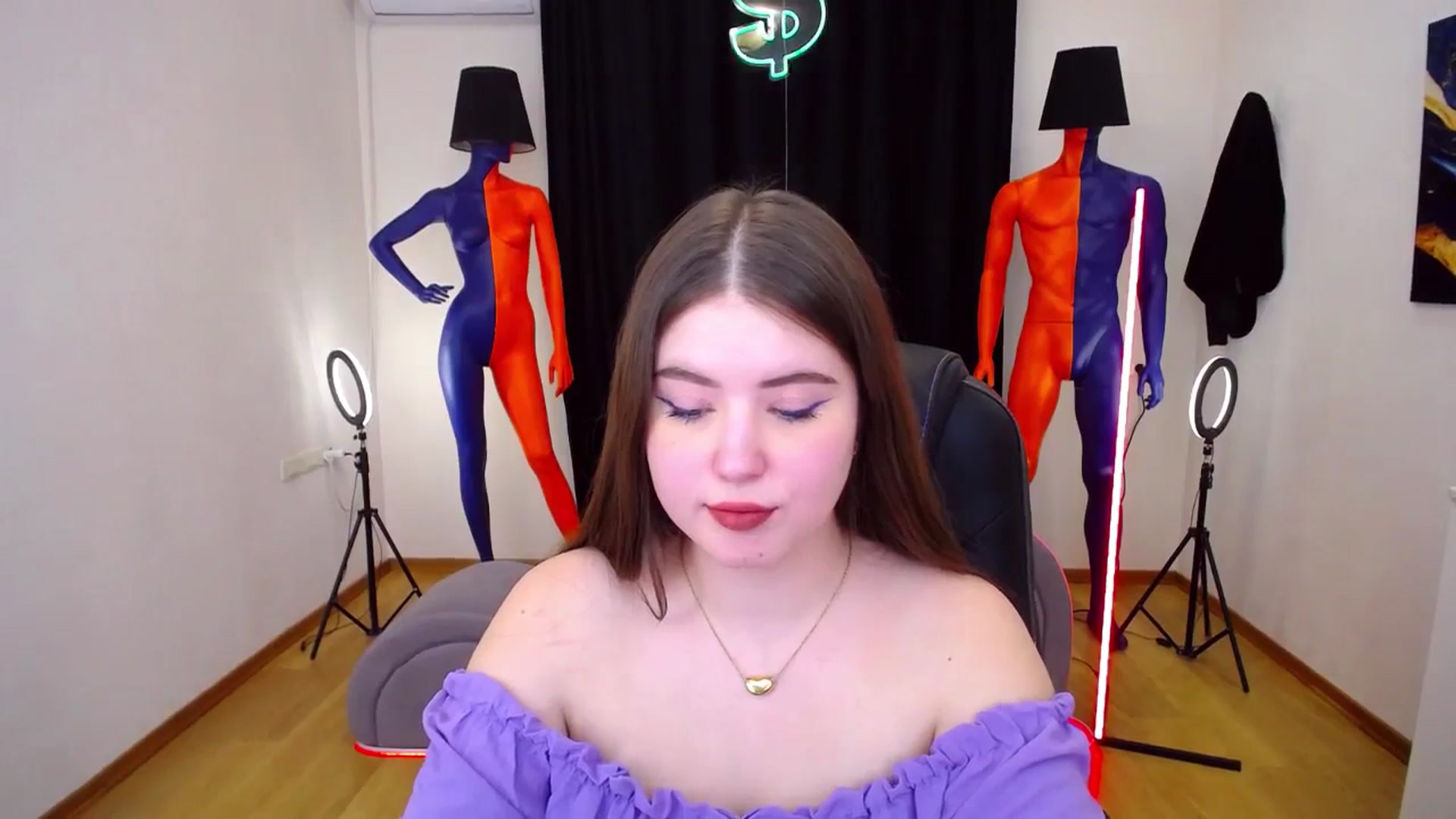Gallery image thumbnail from AdmireMyEyes's myfreecams stream on, 01/25/2024, 12:45 image 16 of 20