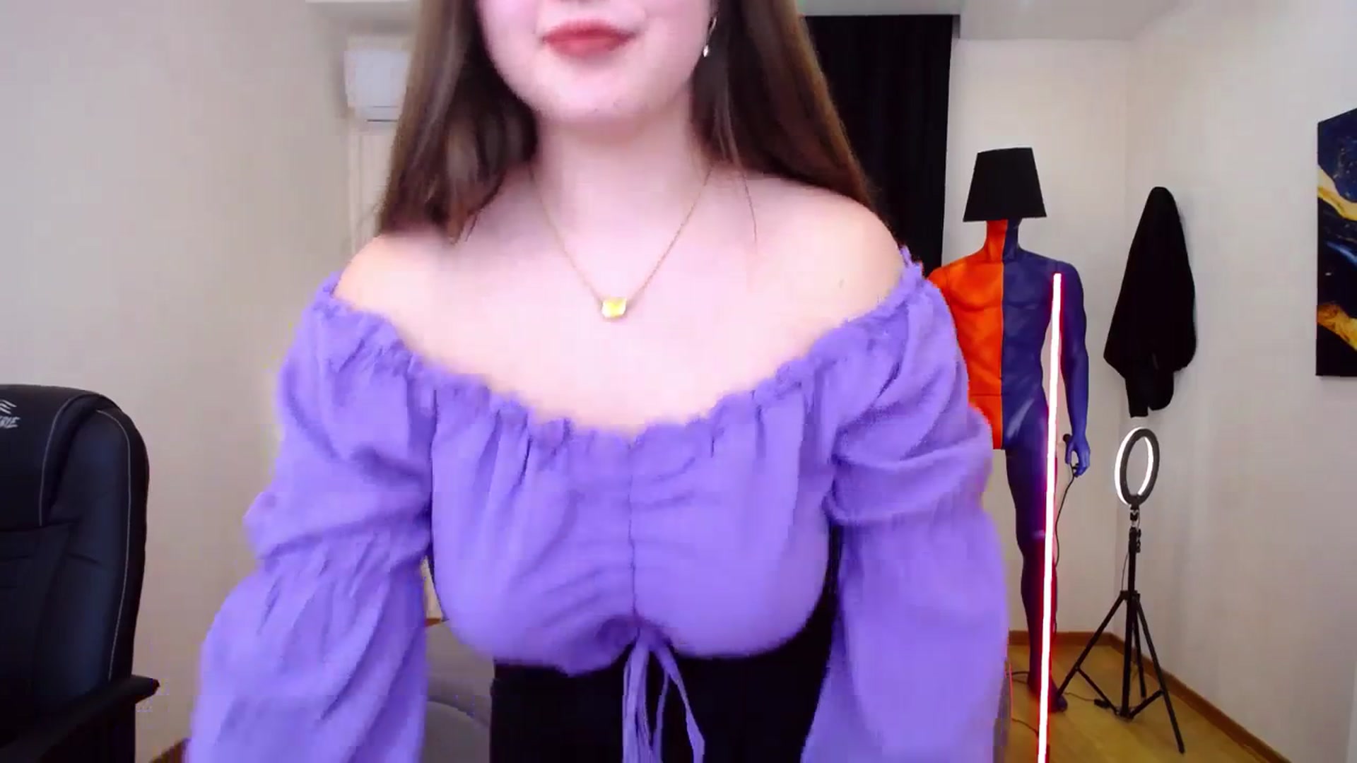 Gallery image thumbnail from AdmireMyEyes's myfreecams stream on, 01/25/2024, 12:45 image 6 of 20
