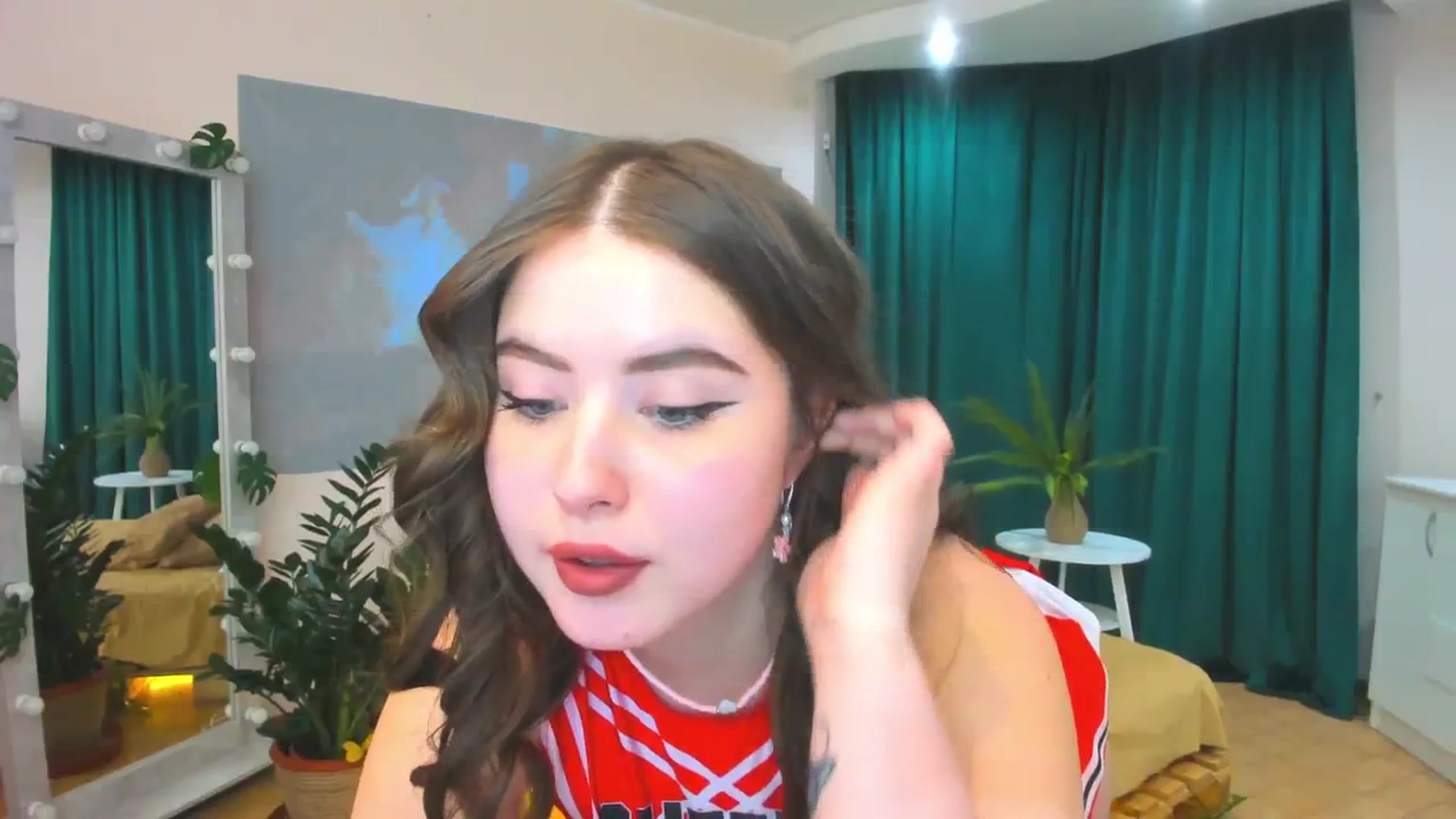 Gallery image thumbnail from AdmireMyEyes's myfreecams stream on, 01/26/2024, 08:42 image 11 of 20