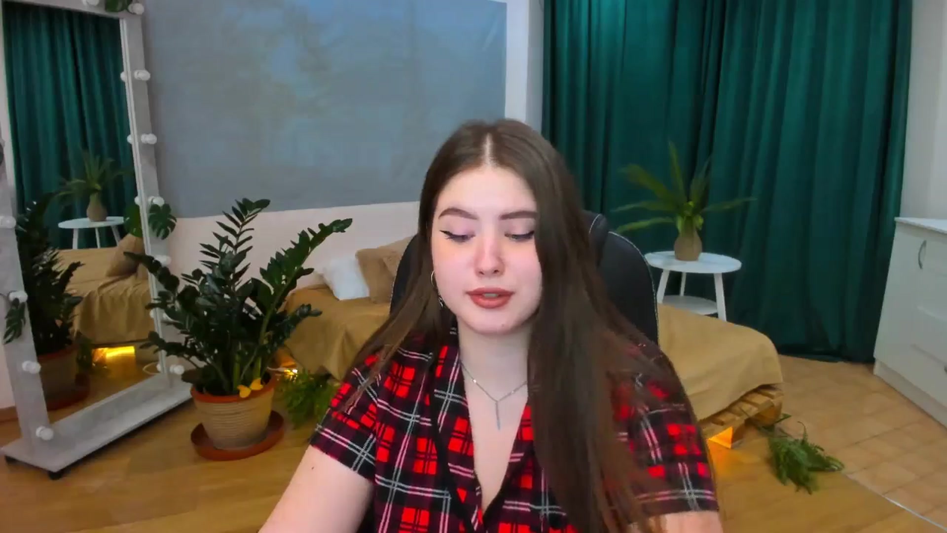Gallery image thumbnail from AdmireMyEyes's myfreecams stream on, 01/29/2024, 09:49 image 17 of 20