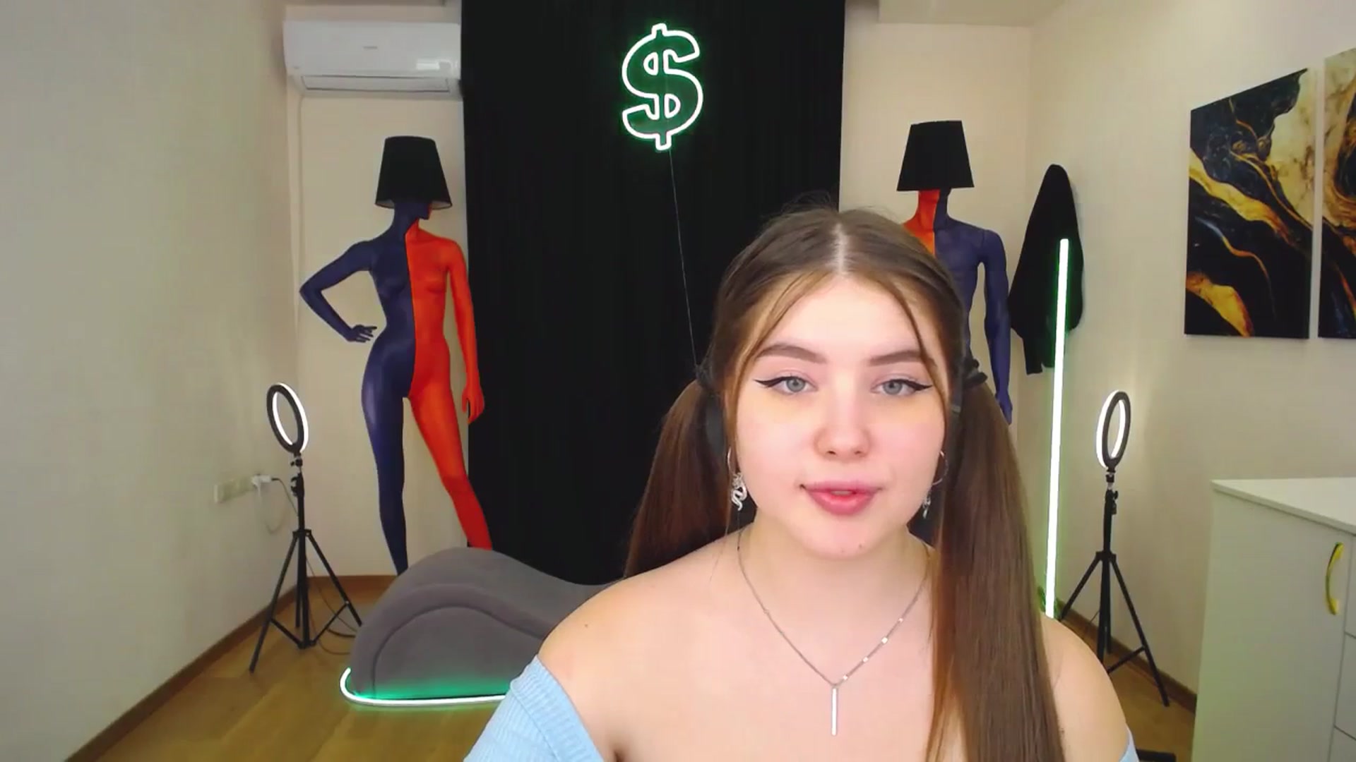 Gallery image thumbnail from AdmireMyEyes's myfreecams stream on, 01/30/2024, 09:48 image 6 of 20