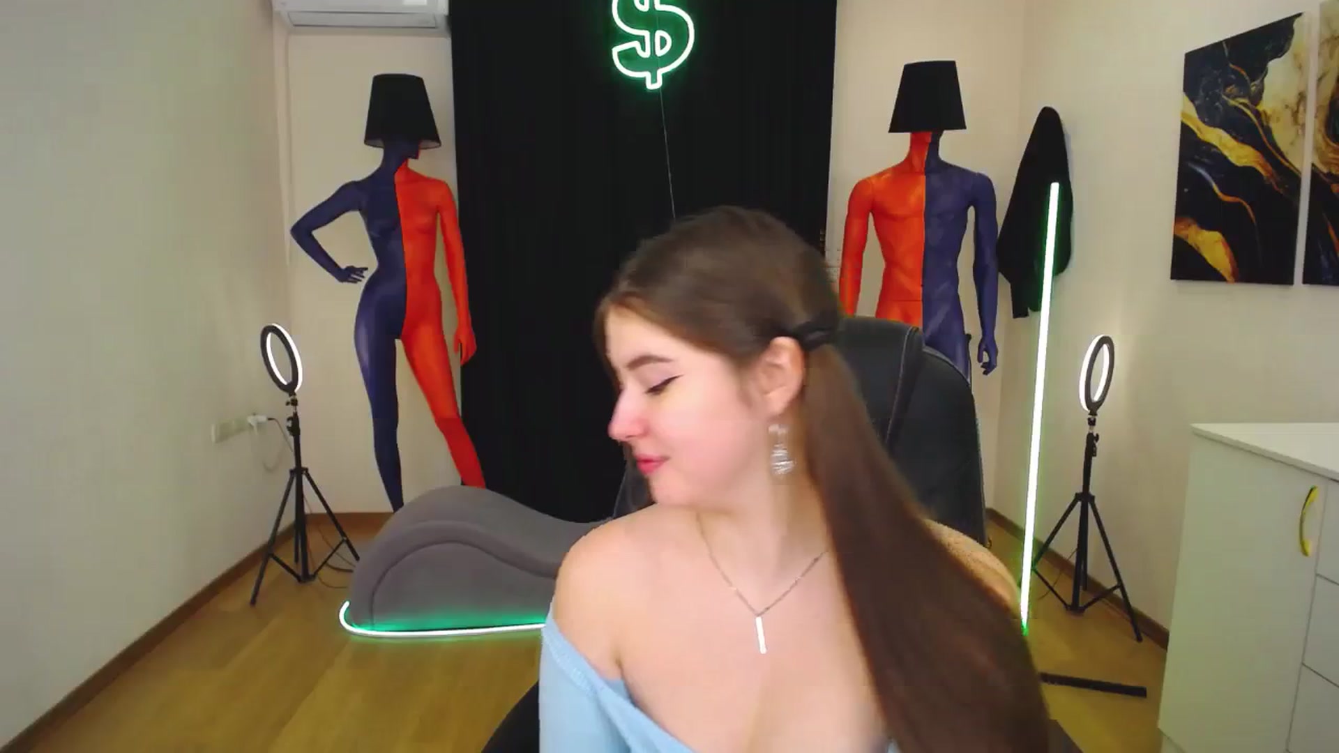 Gallery image thumbnail from AdmireMyEyes's myfreecams stream on, 01/30/2024, 09:48 image 12 of 20