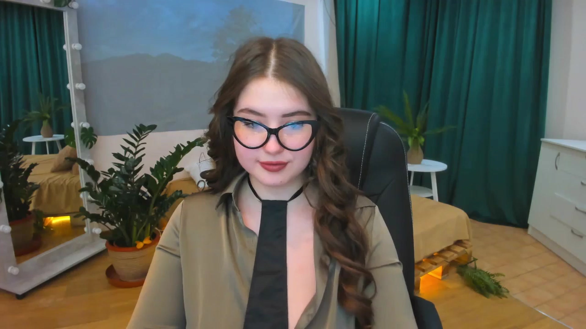 Gallery image thumbnail from AdmireMyEyes's myfreecams stream on, 01/31/2024, 09:49 image 9 of 20