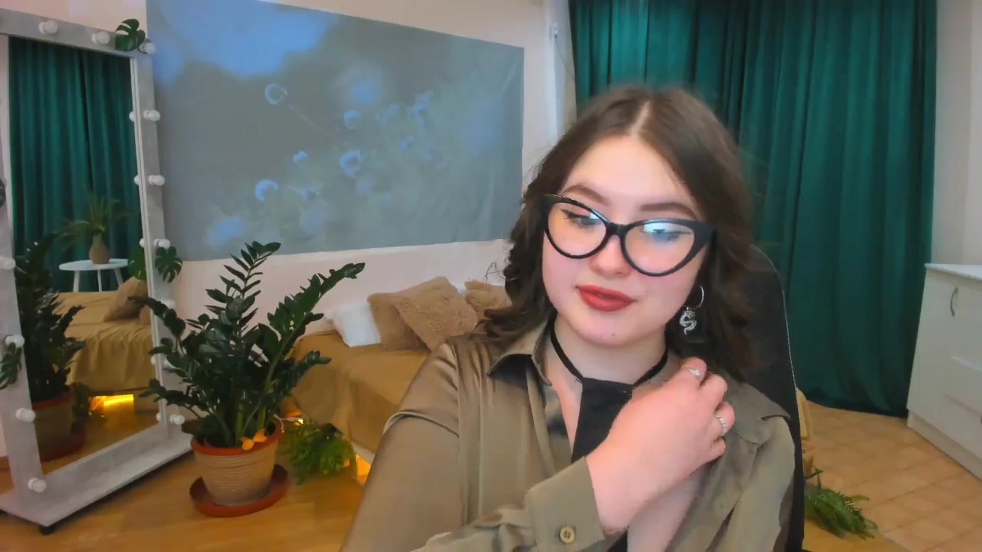 Gallery image thumbnail from AdmireMyEyes's myfreecams stream on, 01/31/2024, 09:49 image 15 of 20