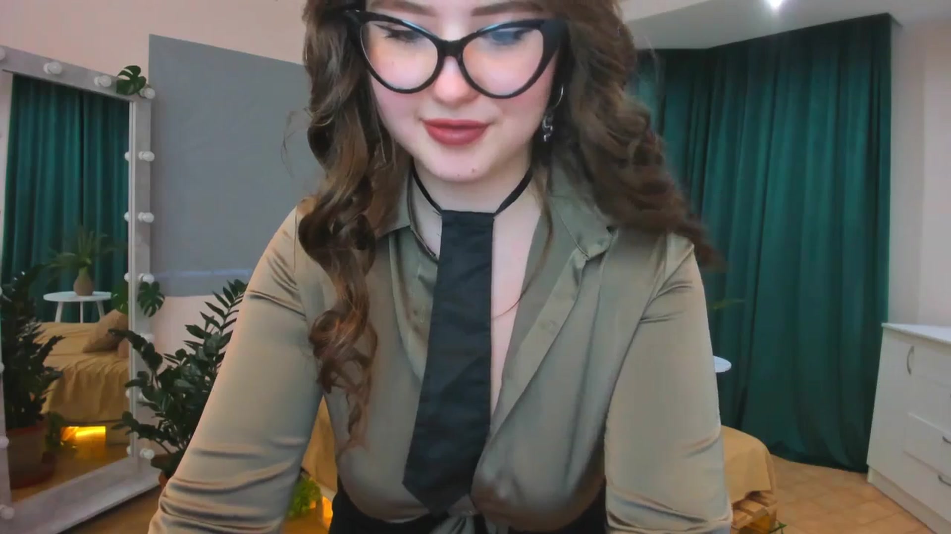 Gallery image thumbnail from AdmireMyEyes's myfreecams stream on, 01/31/2024, 09:49 image 7 of 20