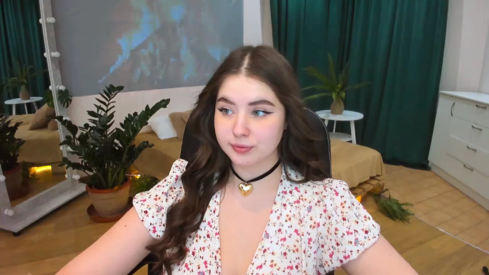 Gallery image thumbnail from AdmireMyEyes's myfreecams stream on, 02/04/2024, 08:25 image 8 of 20