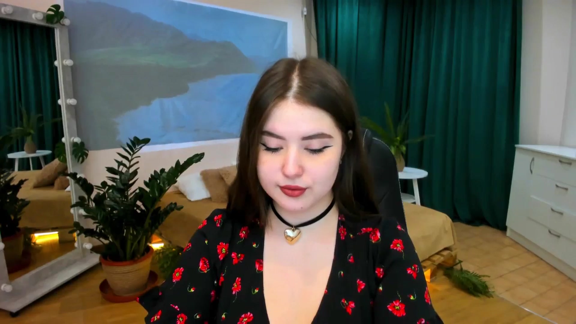 Gallery image thumbnail from AdmireMyEyes's myfreecams stream on, 02/05/2024, 04:24 image 14 of 20