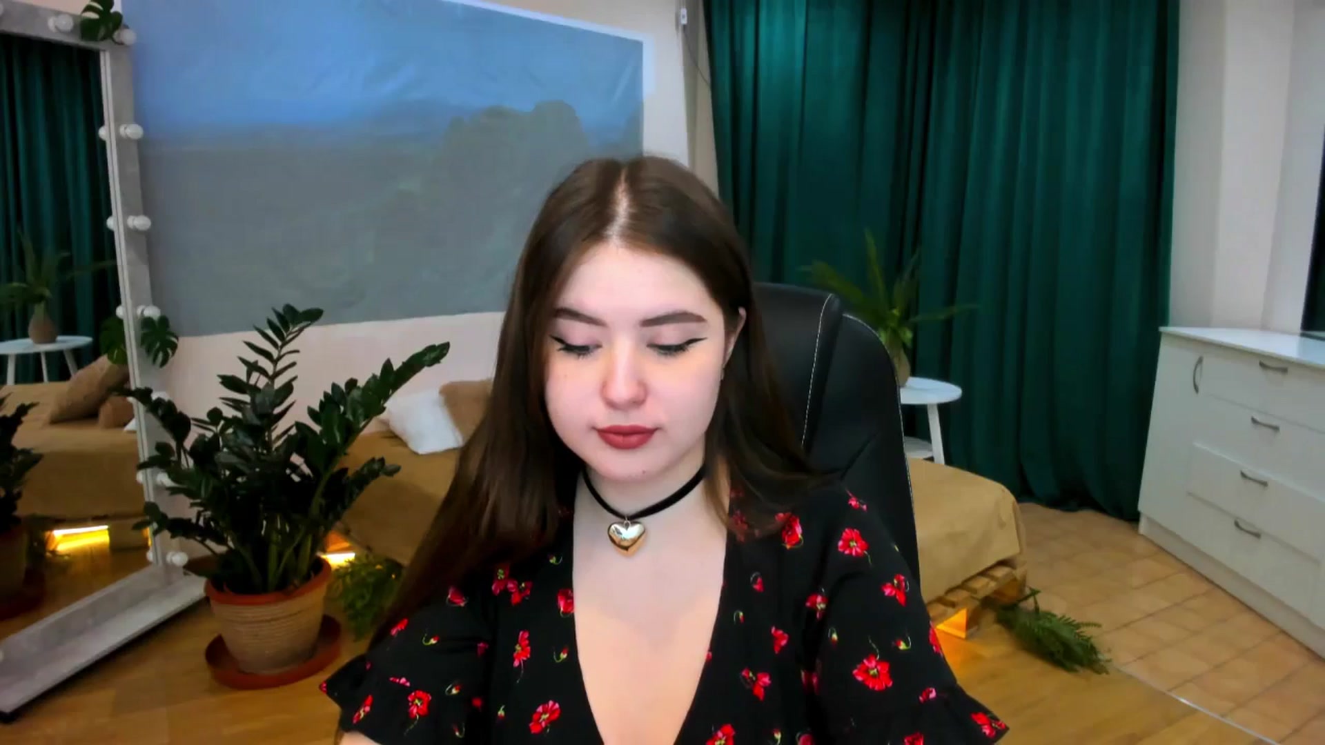 Gallery image thumbnail from AdmireMyEyes's myfreecams stream on, 02/05/2024, 04:24 image 19 of 20