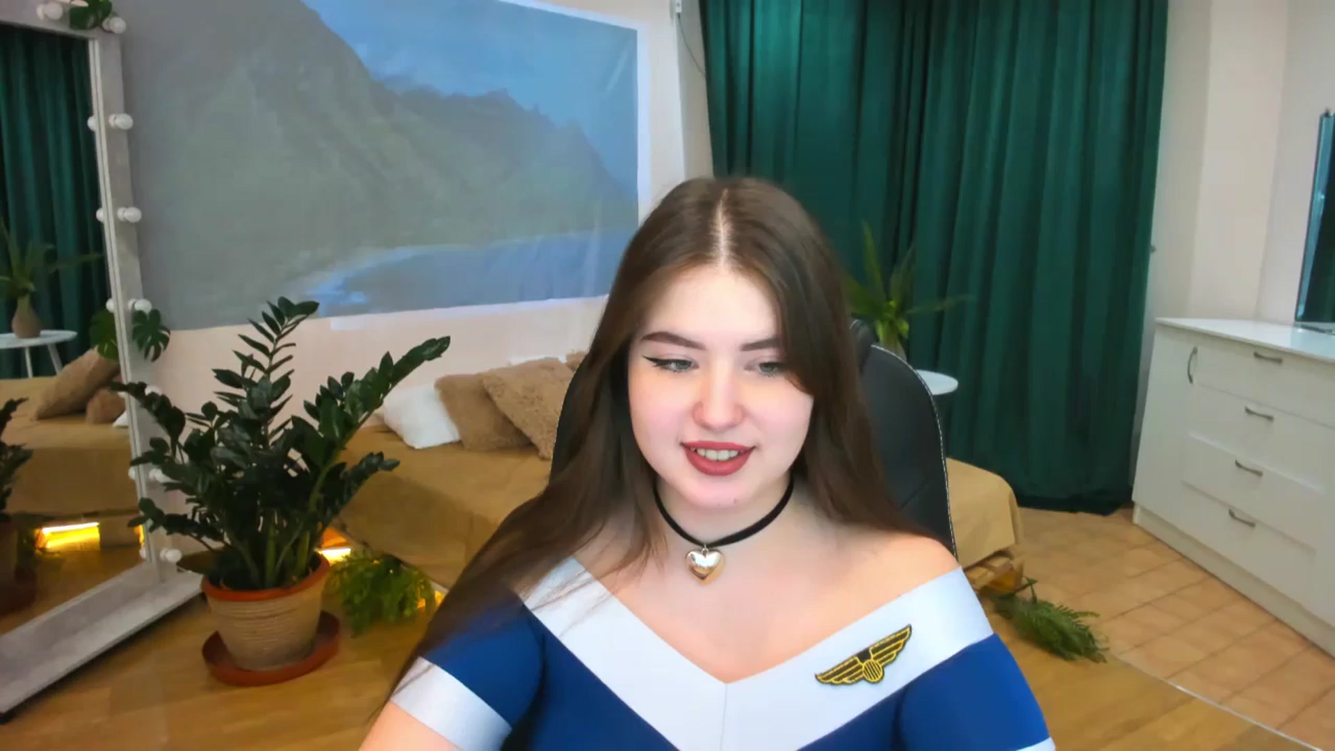 Gallery image thumbnail from AdmireMyEyes's myfreecams stream on, 02/05/2024, 08:37 image 2 of 20