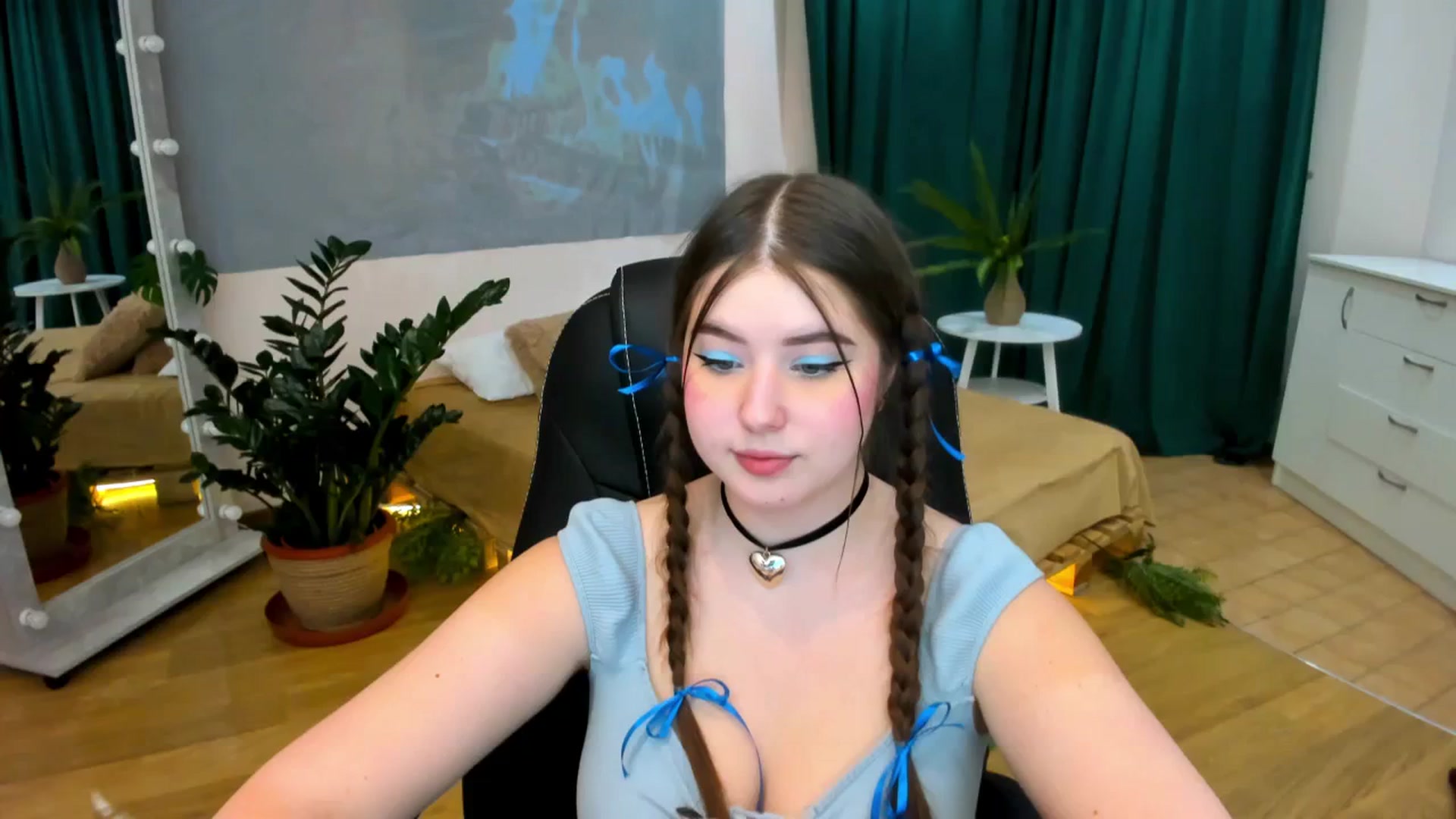 Gallery image thumbnail from AdmireMyEyes's myfreecams stream on, 02/06/2024, 16:09 image 1 of 20