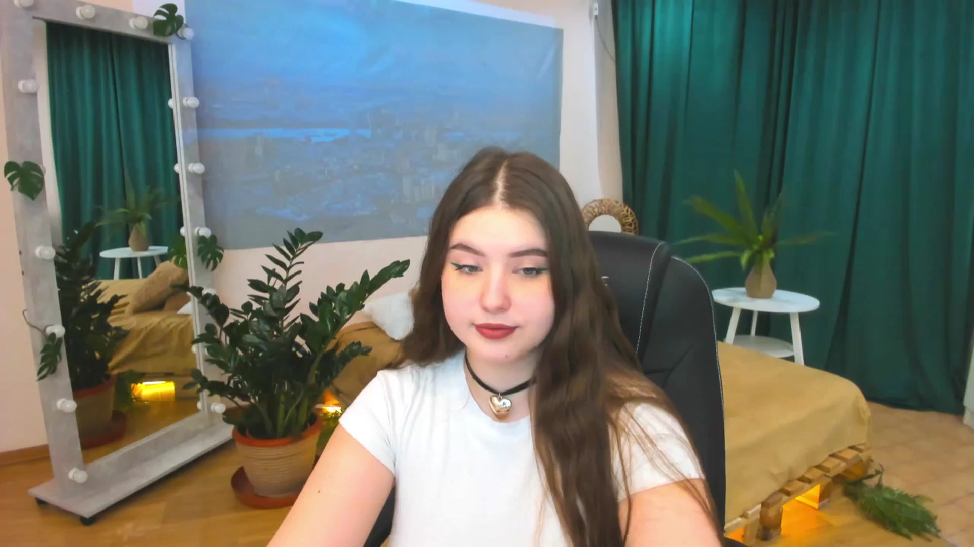 Gallery image thumbnail from AdmireMyEyes's myfreecams stream on, 02/07/2024, 07:47 image 19 of 20