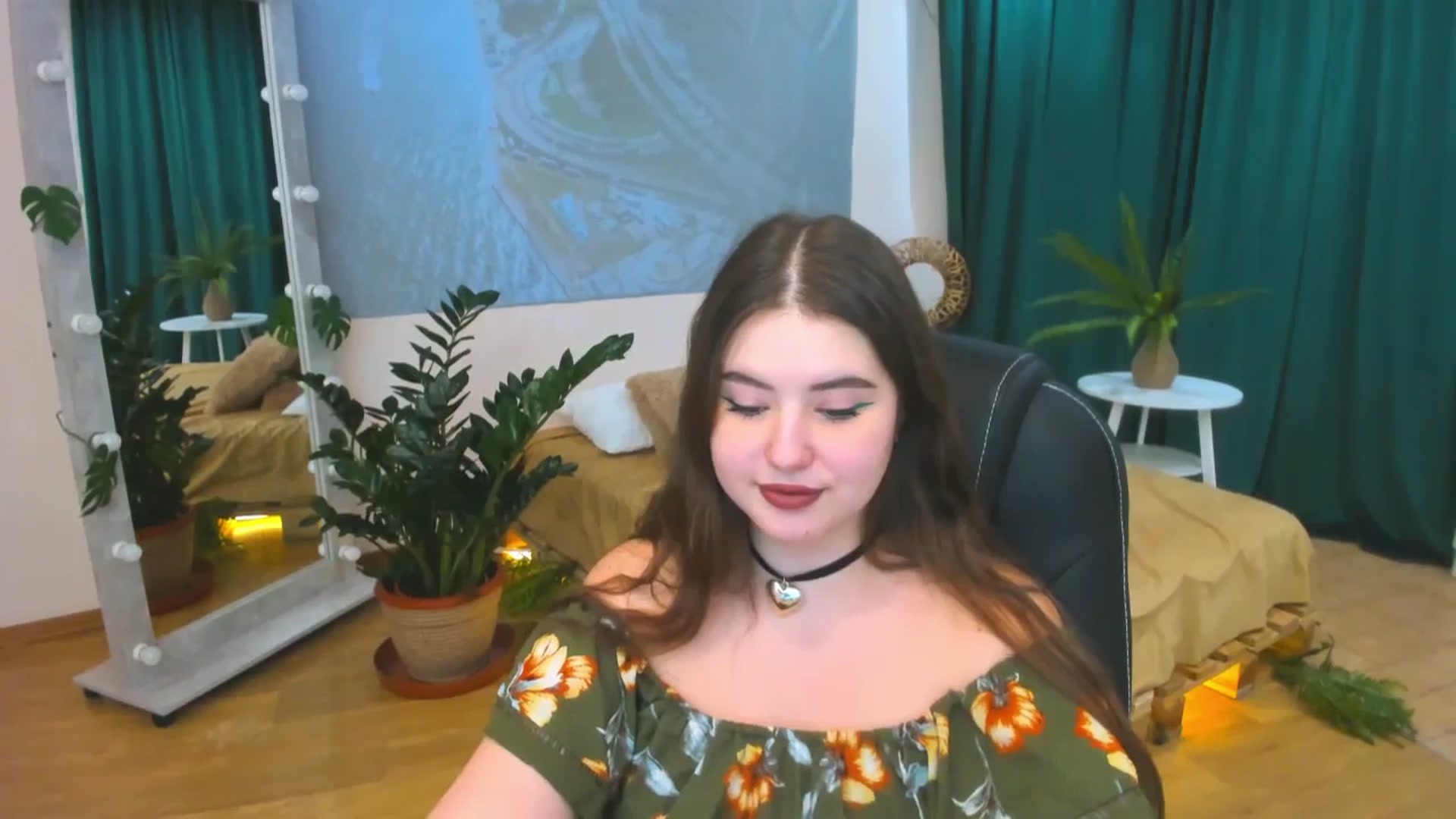 Gallery image thumbnail from AdmireMyEyes's myfreecams stream on, 02/07/2024, 09:50 image 13 of 20