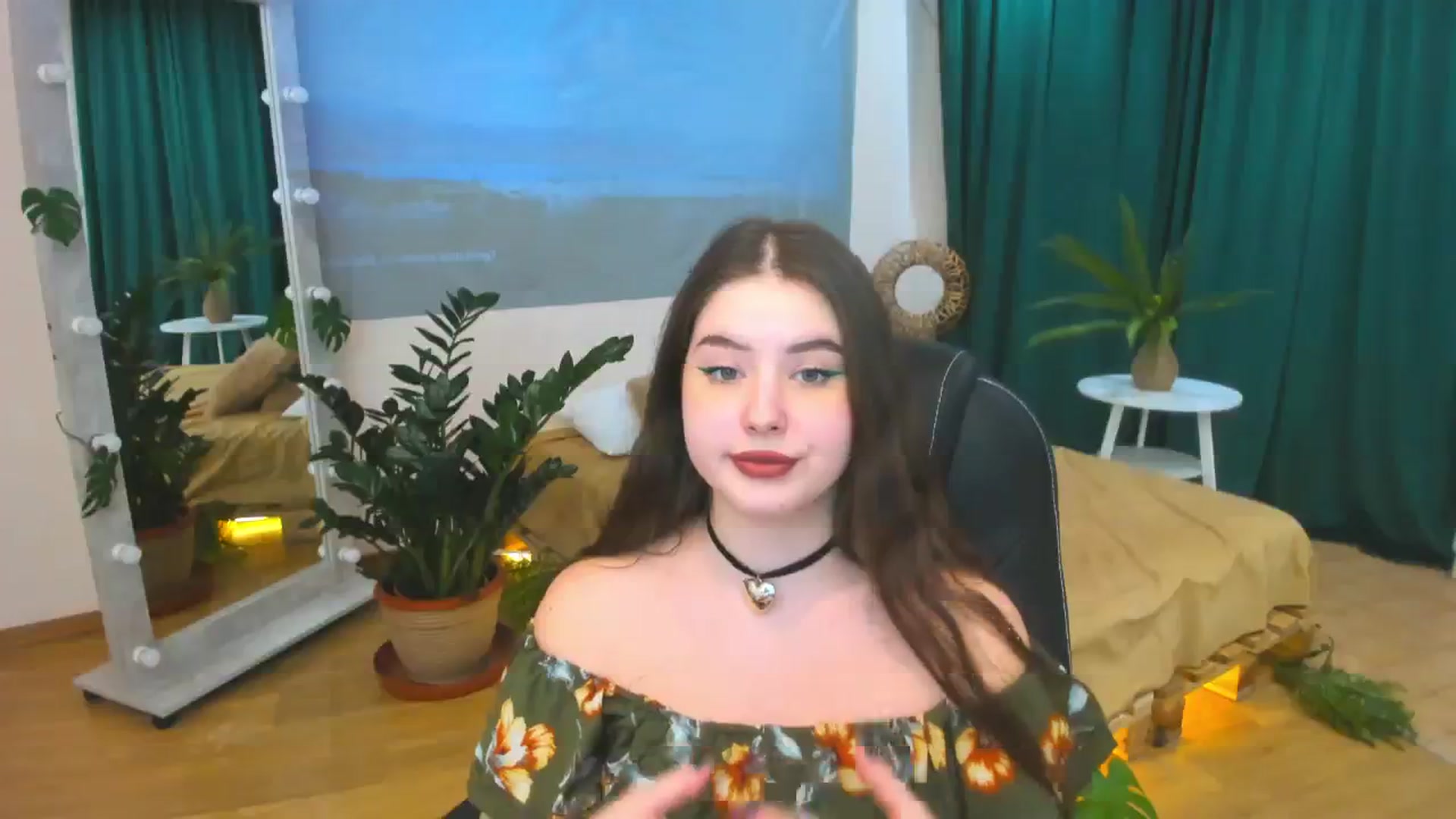 Gallery image thumbnail from AdmireMyEyes's myfreecams stream on, 02/07/2024, 09:50 image 20 of 20