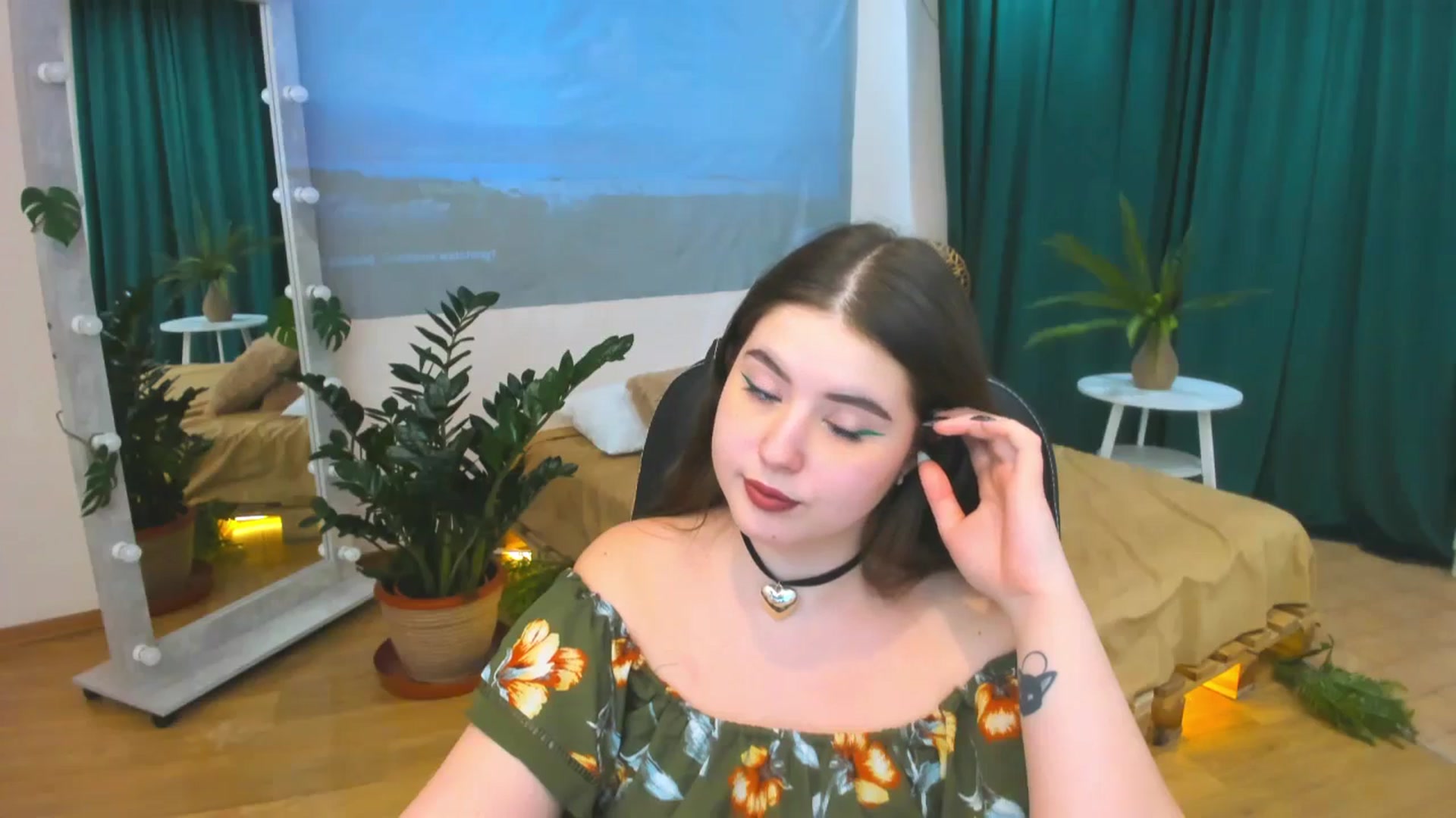Gallery image thumbnail from AdmireMyEyes's myfreecams stream on, 02/07/2024, 09:50 image 18 of 20