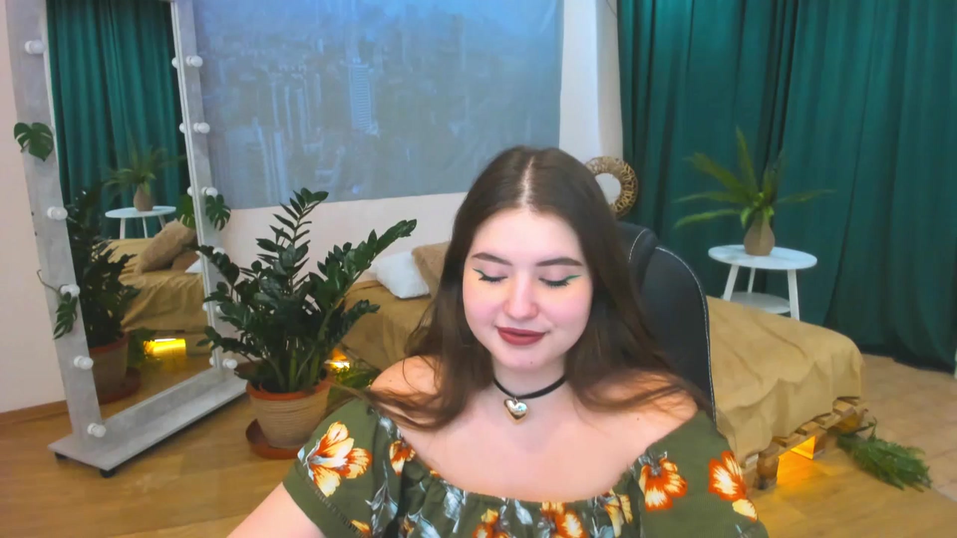 Gallery image thumbnail from AdmireMyEyes's myfreecams stream on, 02/07/2024, 09:50 image 12 of 20