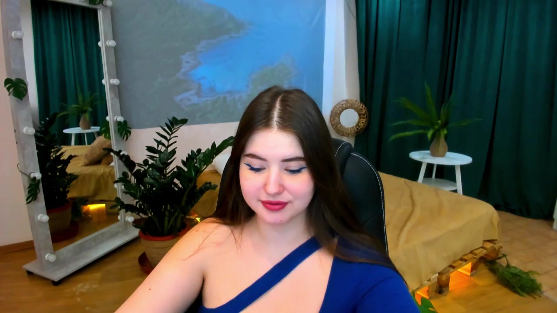 Gallery image thumbnail from AdmireMyEyes's myfreecams stream on, 02/08/2024, 09:48 image 5 of 20