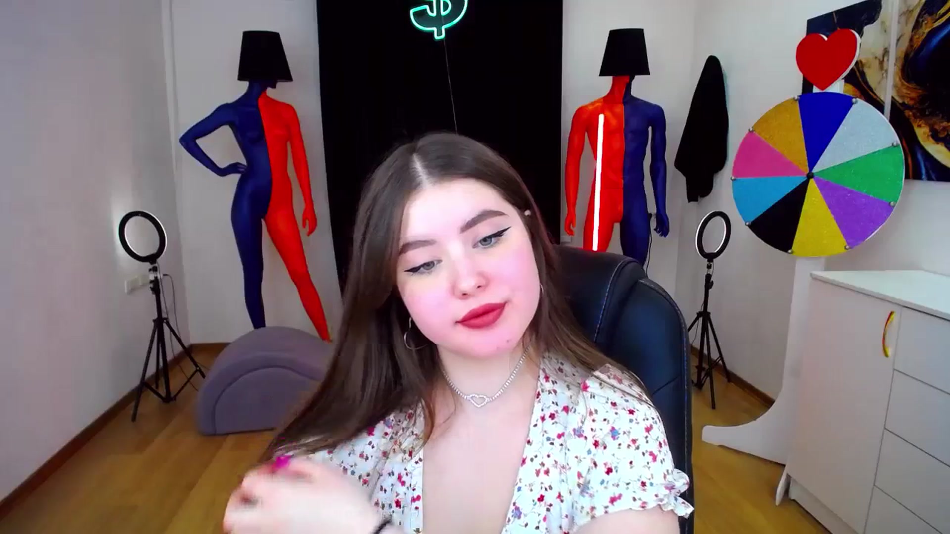 Gallery image thumbnail from AdmireMyEyes's myfreecams stream on, 02/25/2024, 09:02 image 9 of 20