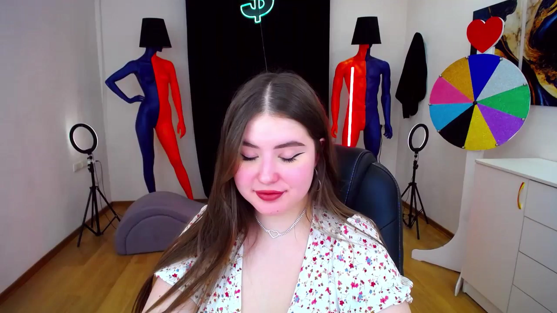 Gallery image thumbnail from AdmireMyEyes's myfreecams stream on, 02/25/2024, 09:02 image 10 of 20