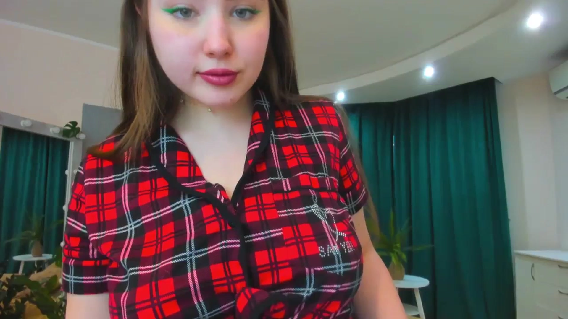 Gallery image thumbnail from AdmireMyEyes's myfreecams stream on, 02/29/2024, 09:37 image 8 of 20