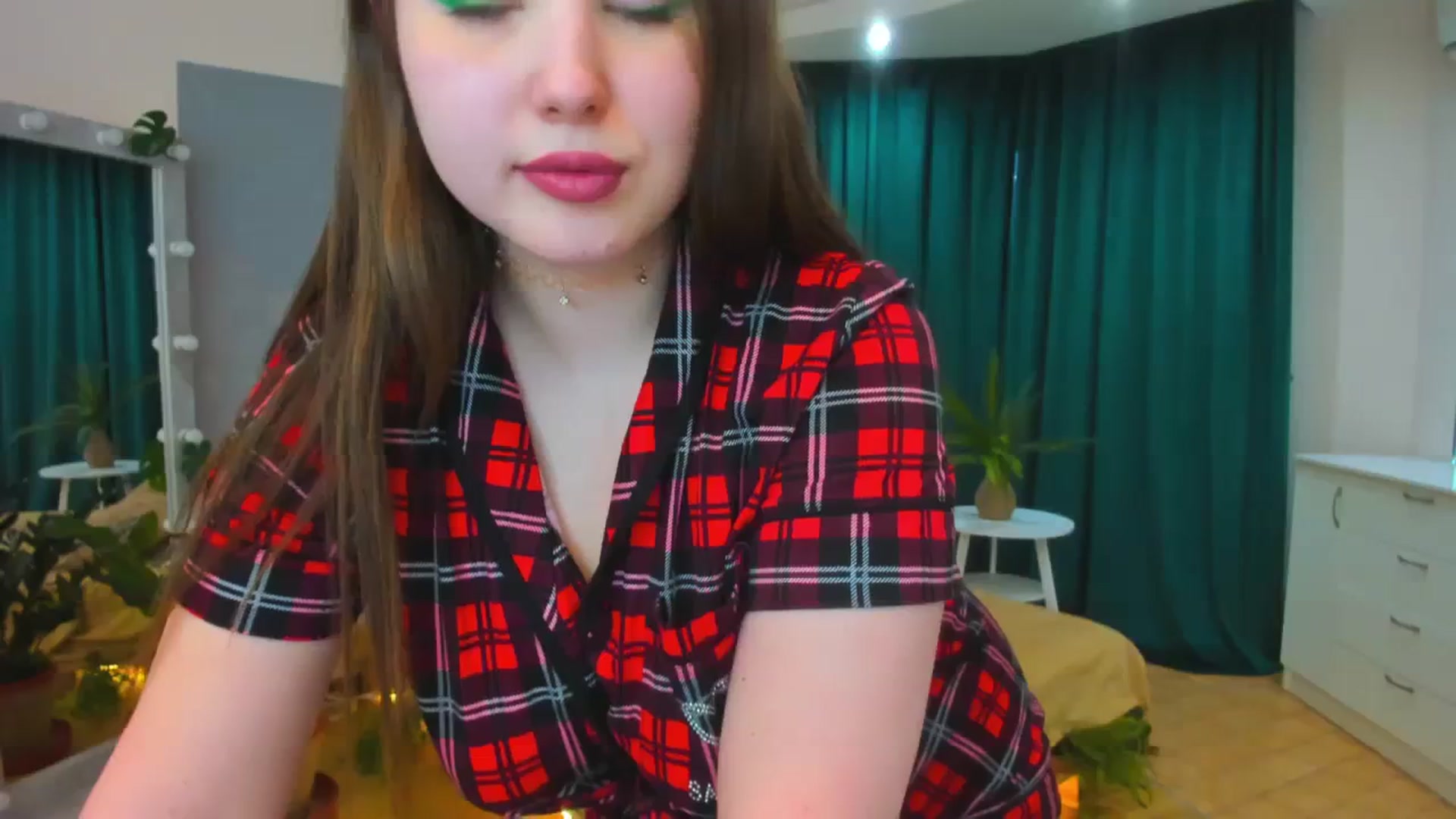Gallery image thumbnail from AdmireMyEyes's myfreecams stream on, 02/29/2024, 09:37 image 4 of 20
