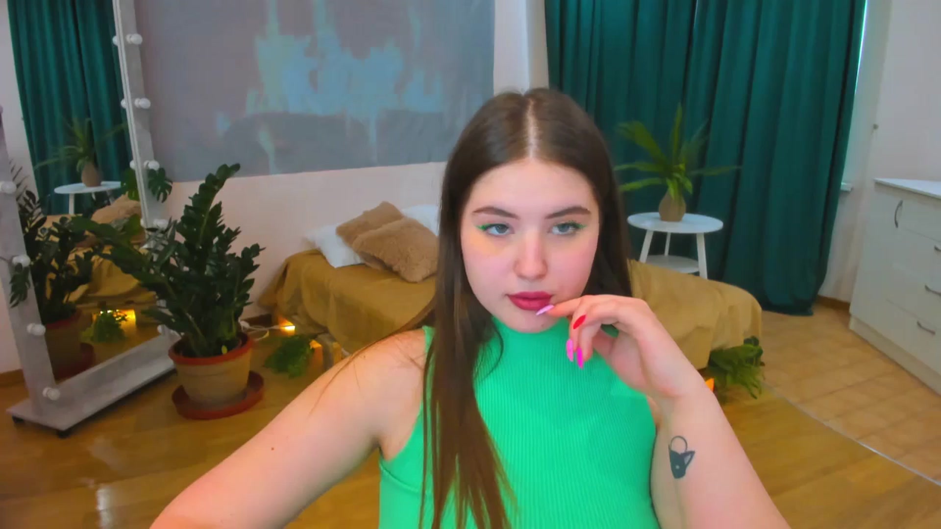 Gallery image thumbnail from AdmireMyEyes's myfreecams stream on, 02/29/2024, 12:17 image 19 of 20