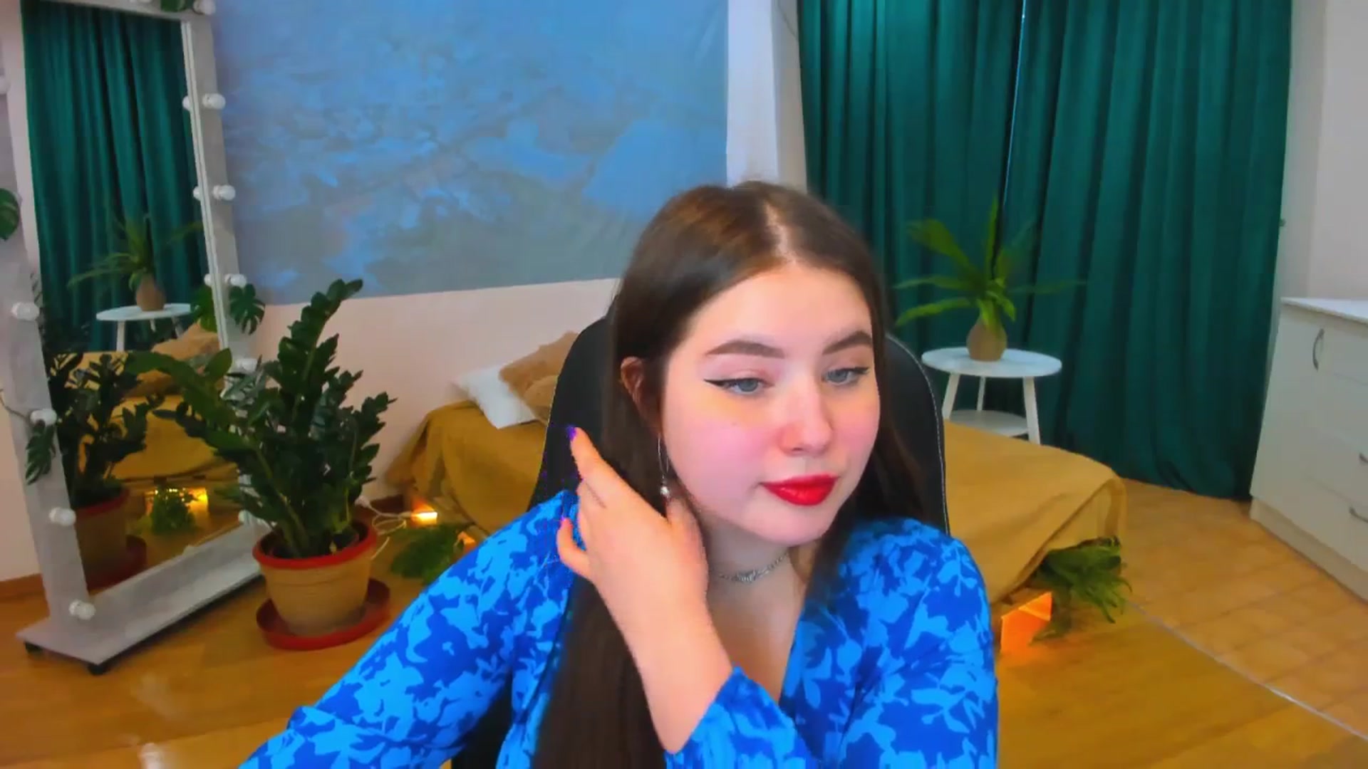 Gallery image thumbnail from AdmireMyEyes's myfreecams stream on, 03/03/2024, 08:33 image 7 of 20