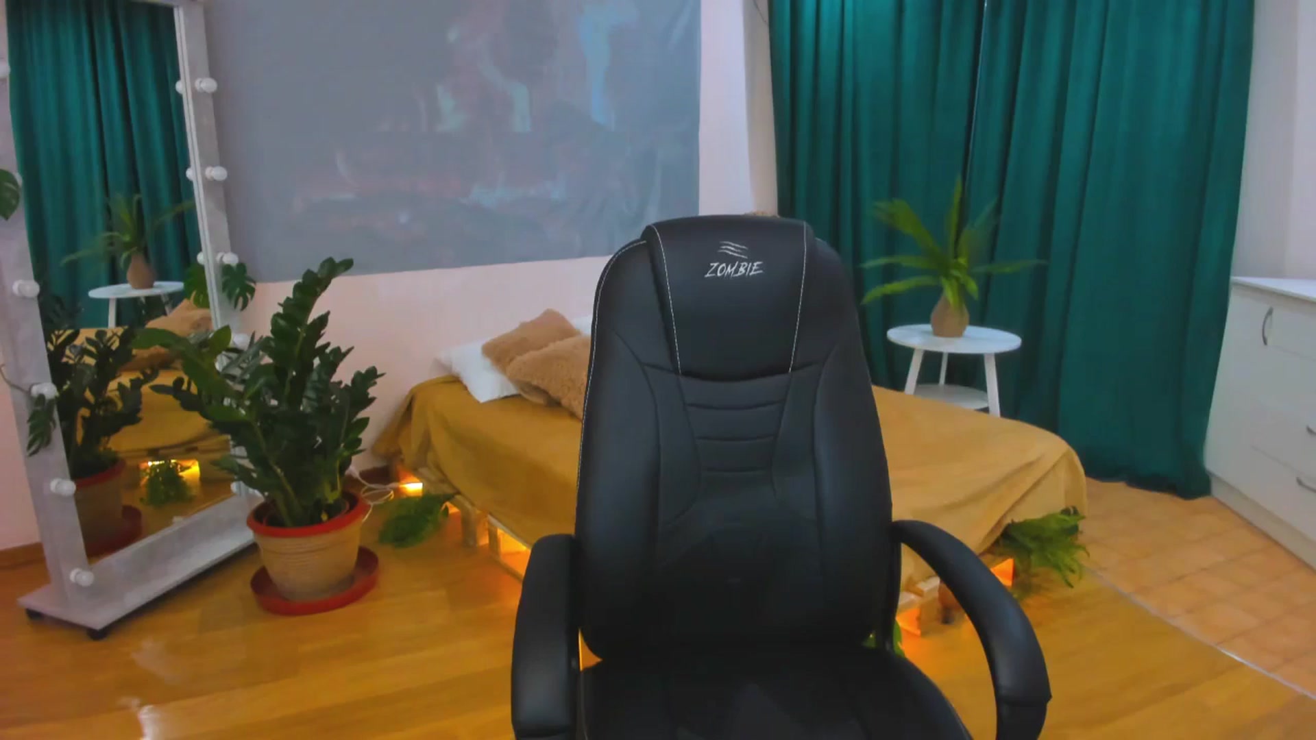 Gallery image thumbnail from AdmireMyEyes's myfreecams stream on, 03/05/2024, 07:36 image 9 of 20
