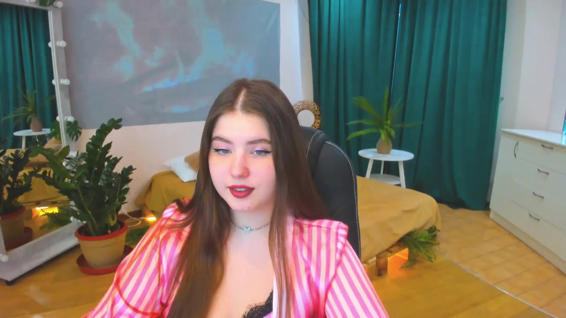 Gallery image thumbnail from AdmireMyEyes's myfreecams stream on, 03/07/2024, 08:52 image 9 of 20