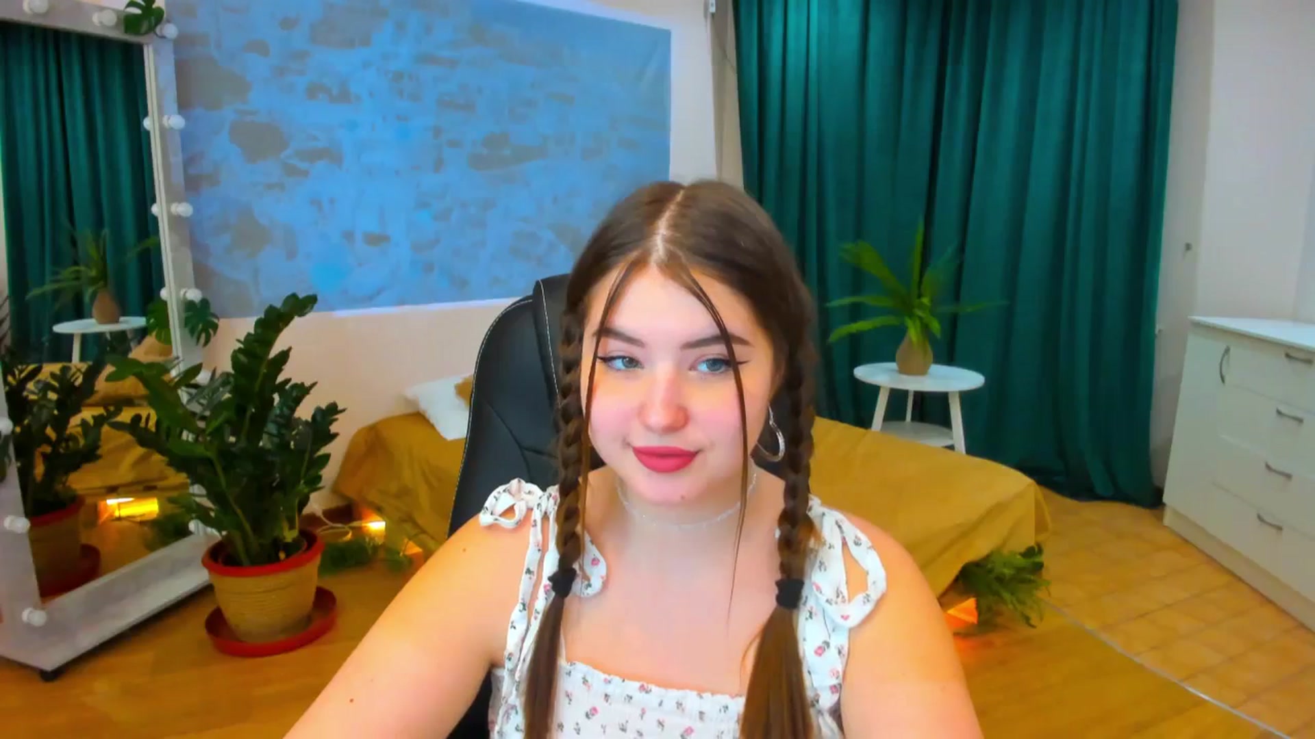 Gallery image thumbnail from AdmireMyEyes's myfreecams stream on, 03/09/2024, 19:47 image 14 of 20